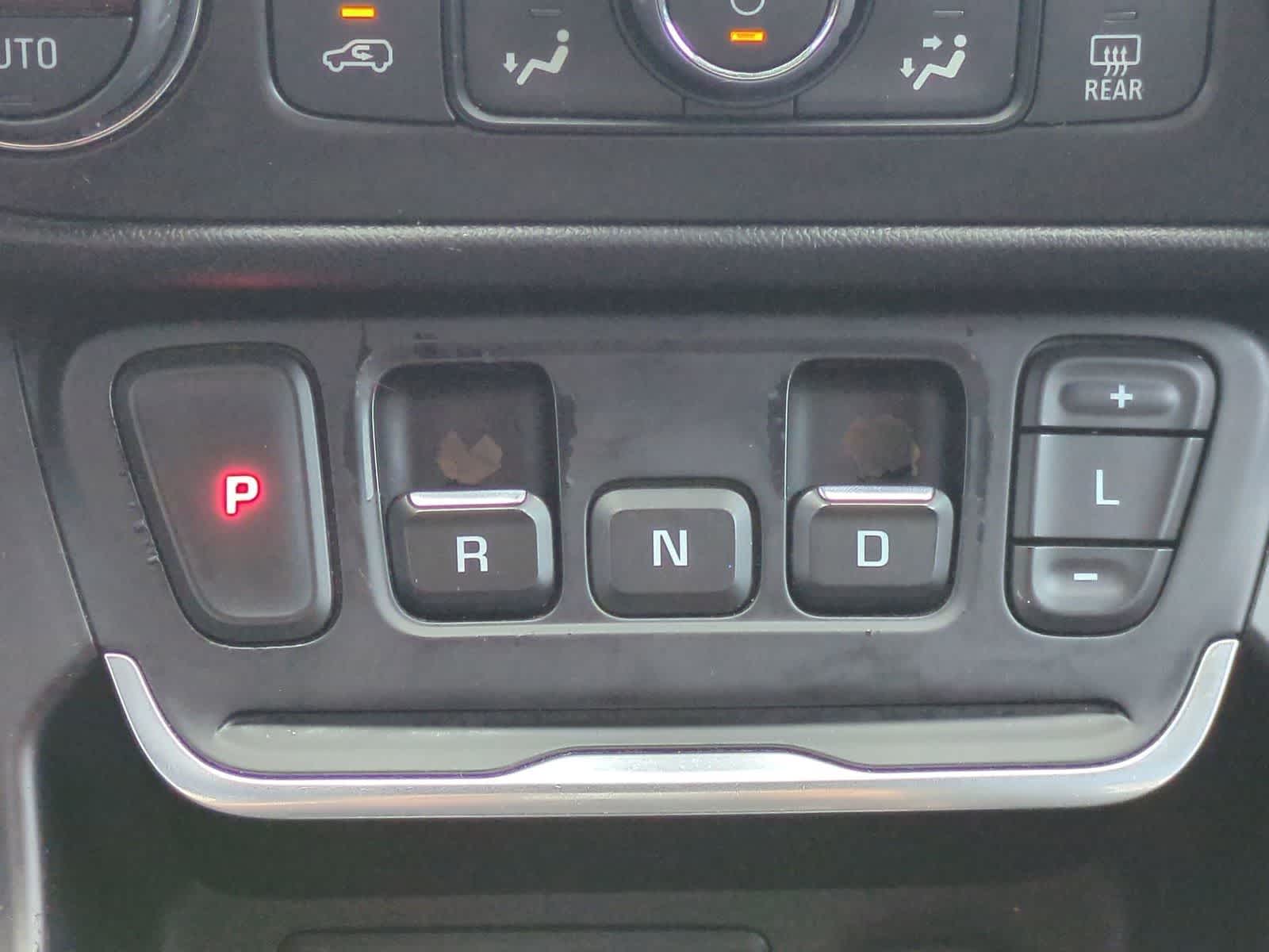 Thumbnail: 2018 GMC Terrain - 15