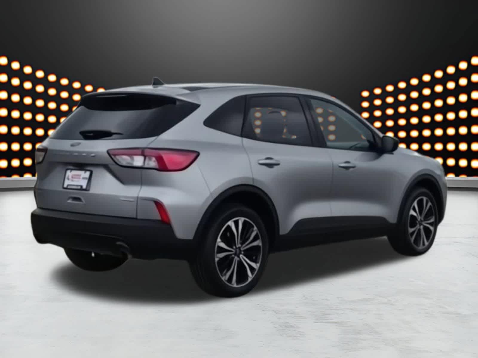 Thumbnail: 2021 Ford Escape - 7