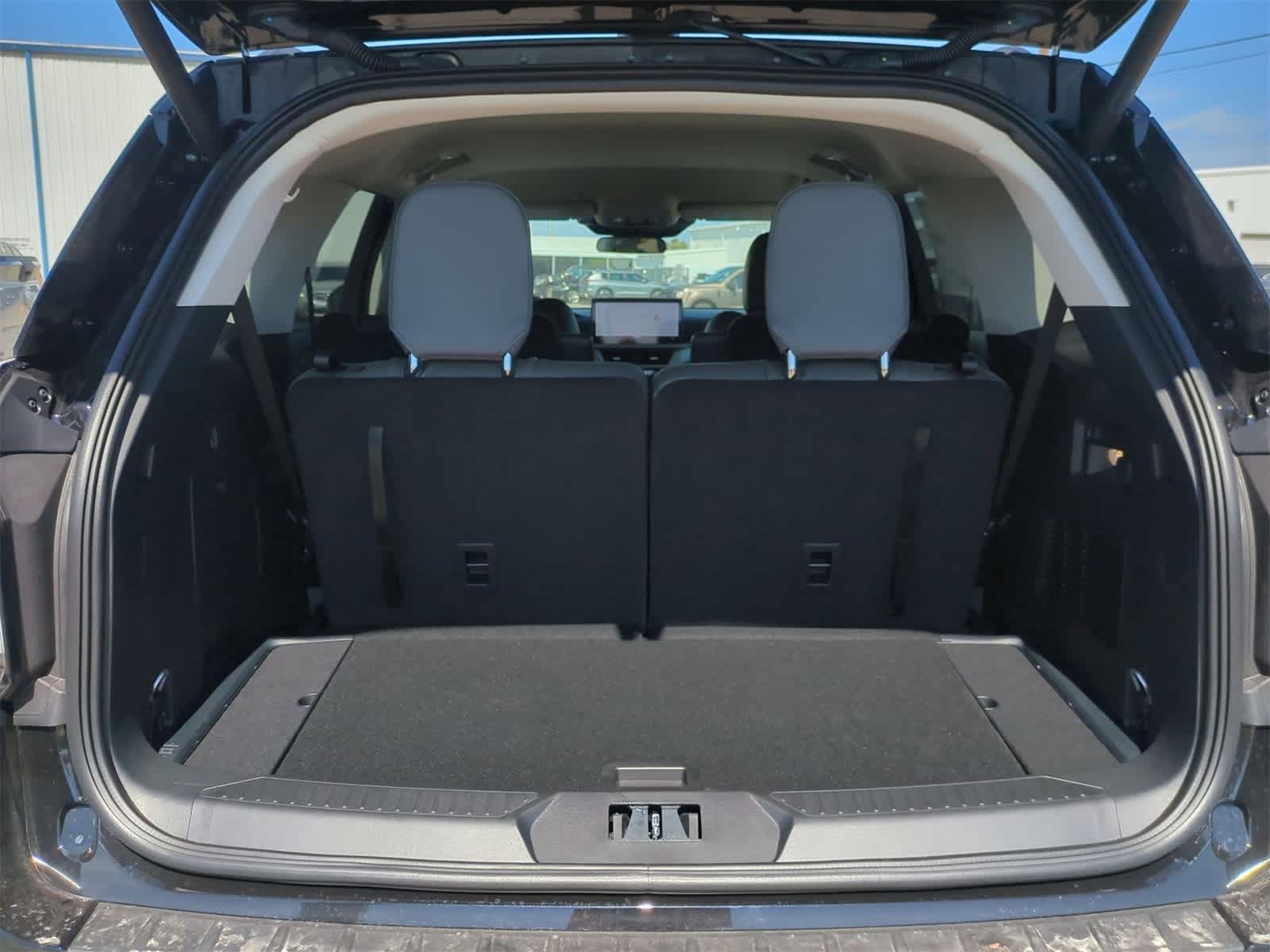 Thumbnail: 2025 Ford Explorer - 24