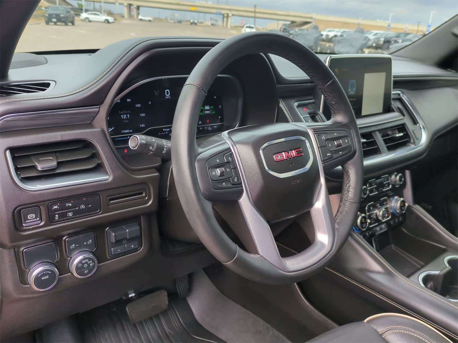 Thumbnail: 2024 GMC Yukon - 10