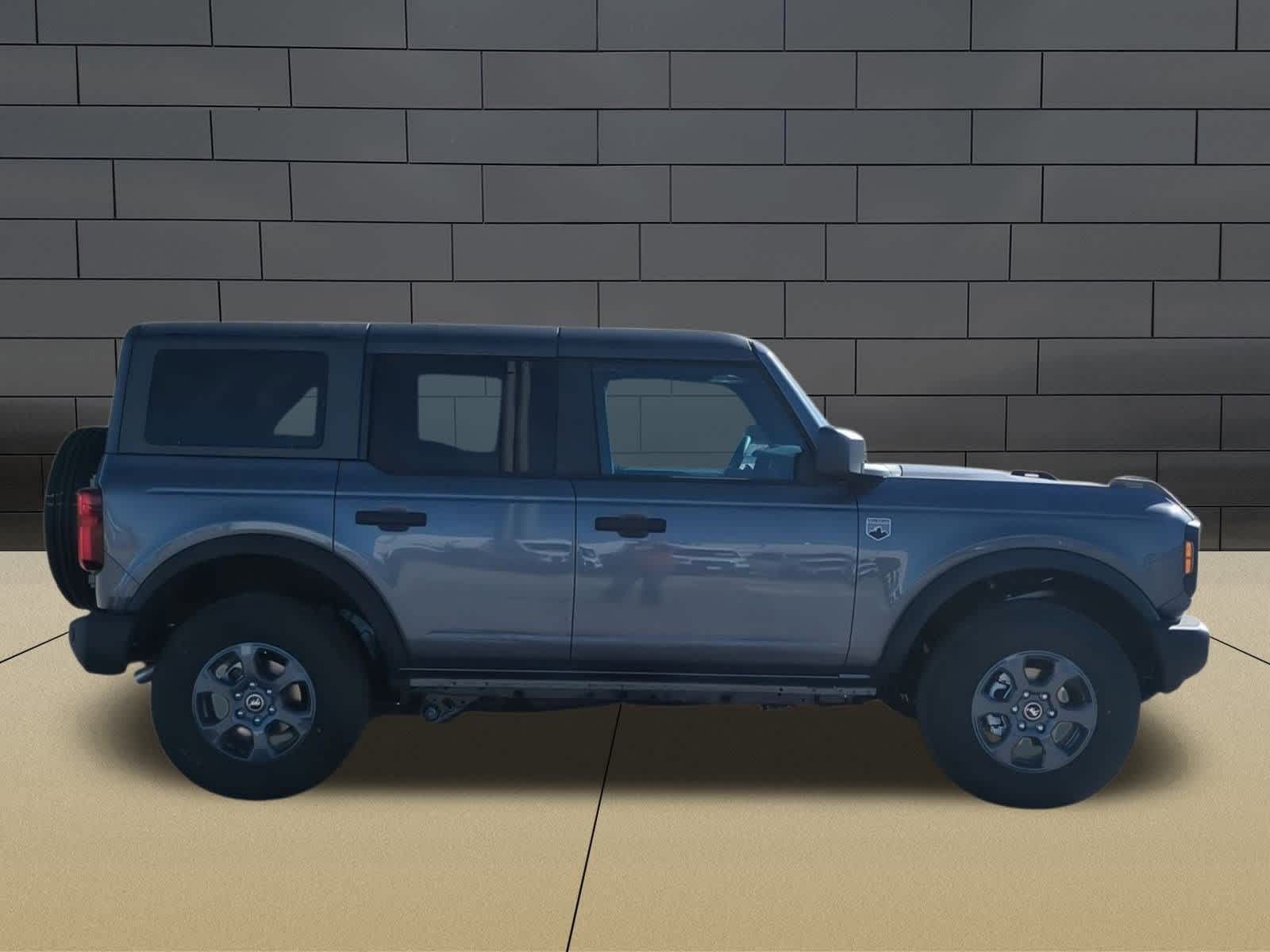 Thumbnail: 2025 Ford Bronco - 9