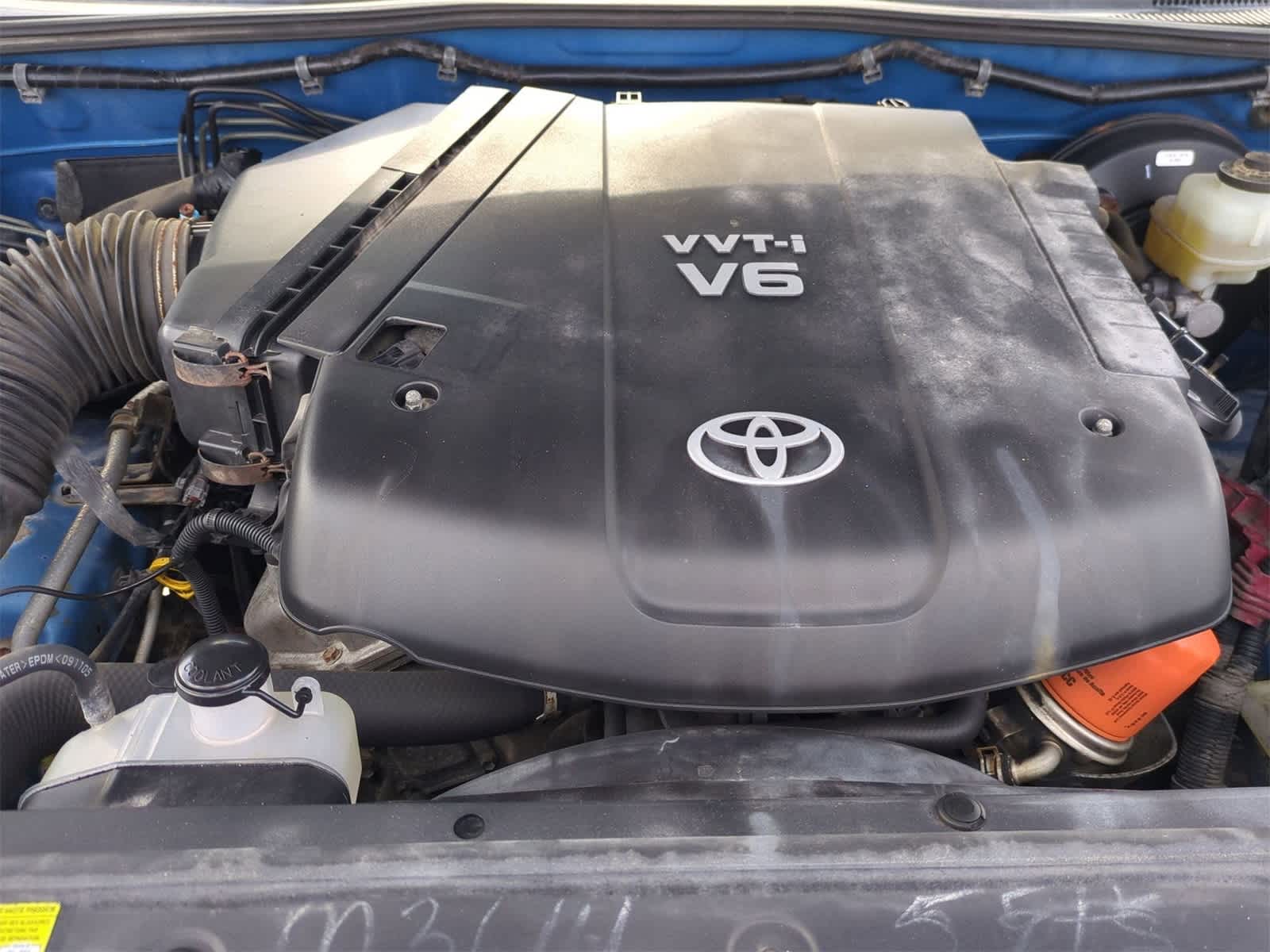 Thumbnail: 2010 Toyota Tacoma - 27