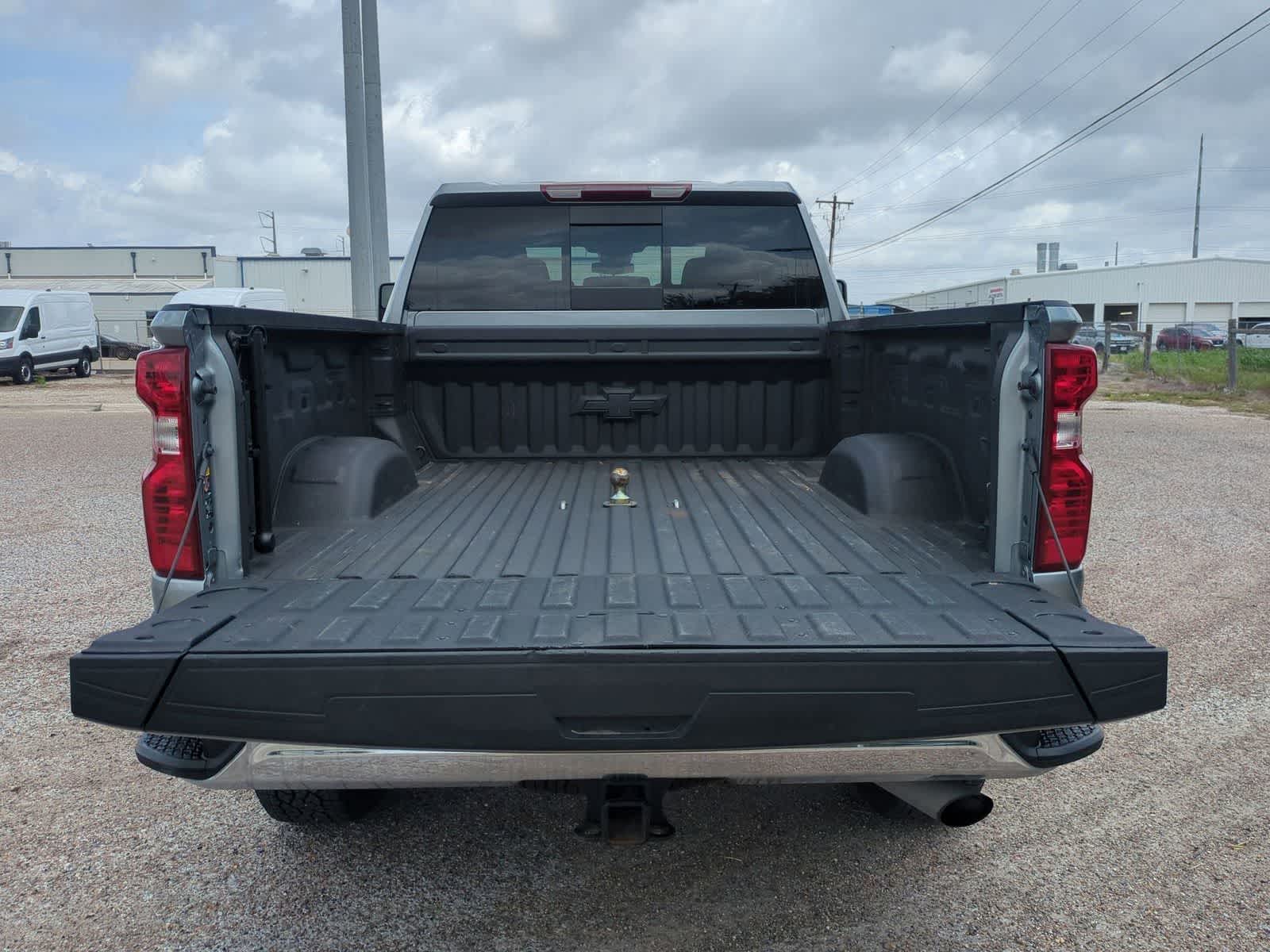 Thumbnail: 2025 Chevrolet Silverado 2500 - 25
