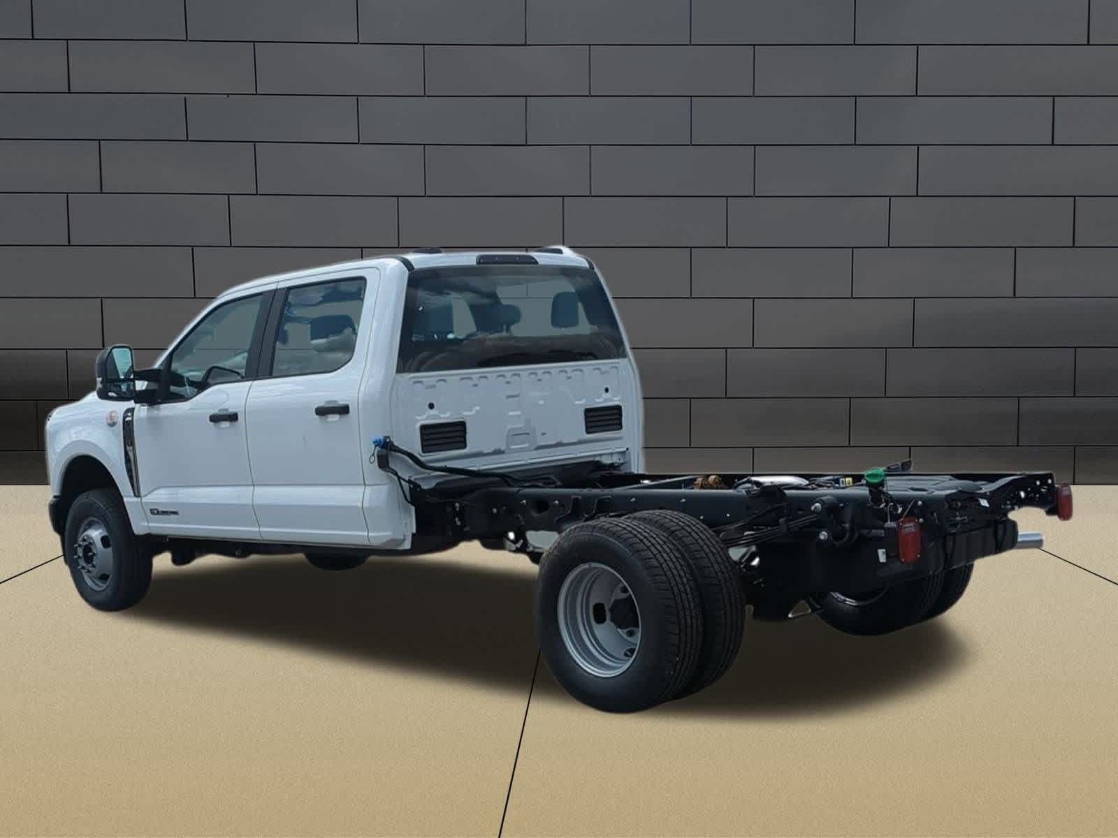 Thumbnail: 2025 Ford F-350 - 6