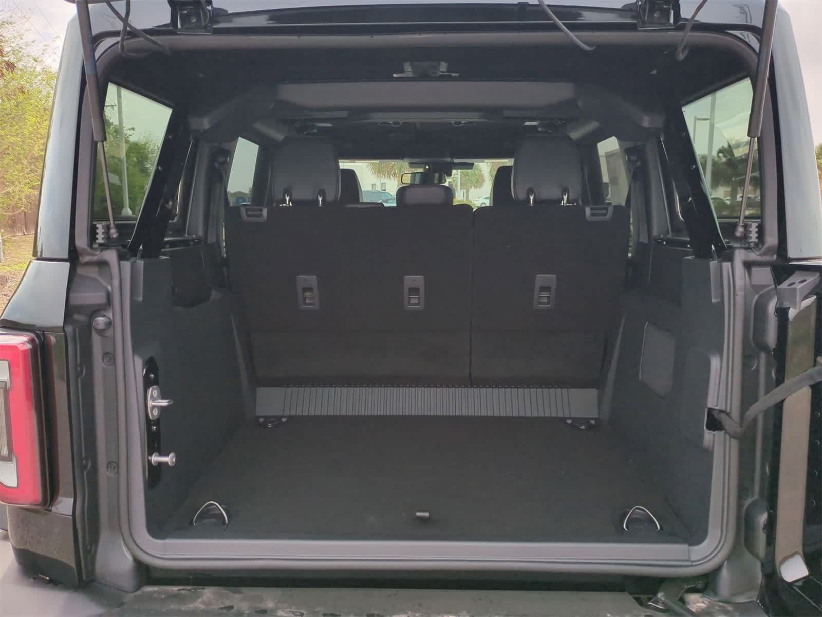 Thumbnail: 2026 Ford Bronco - 25