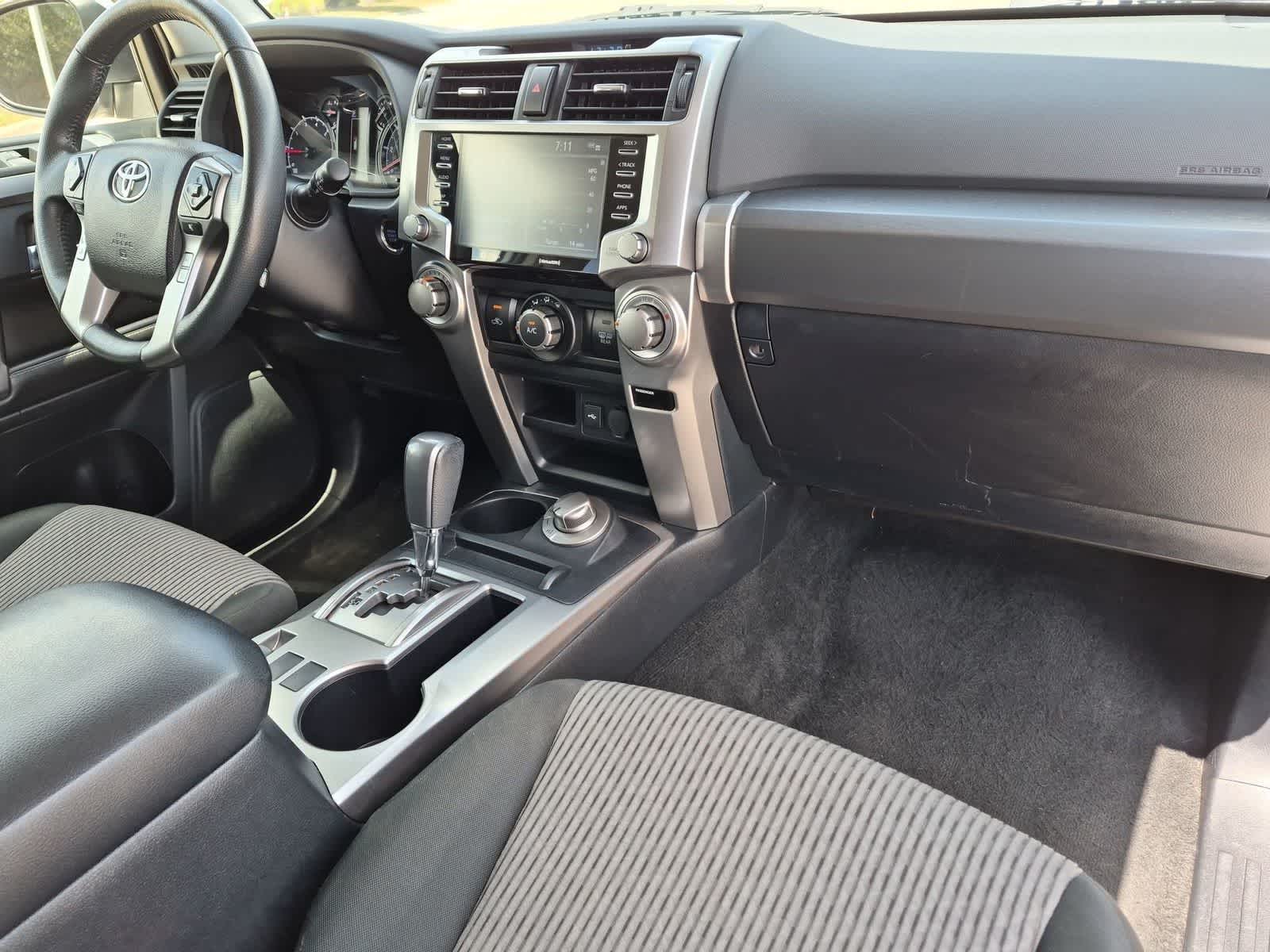 2022 Toyota 4Runner SR5 - Photo 26
