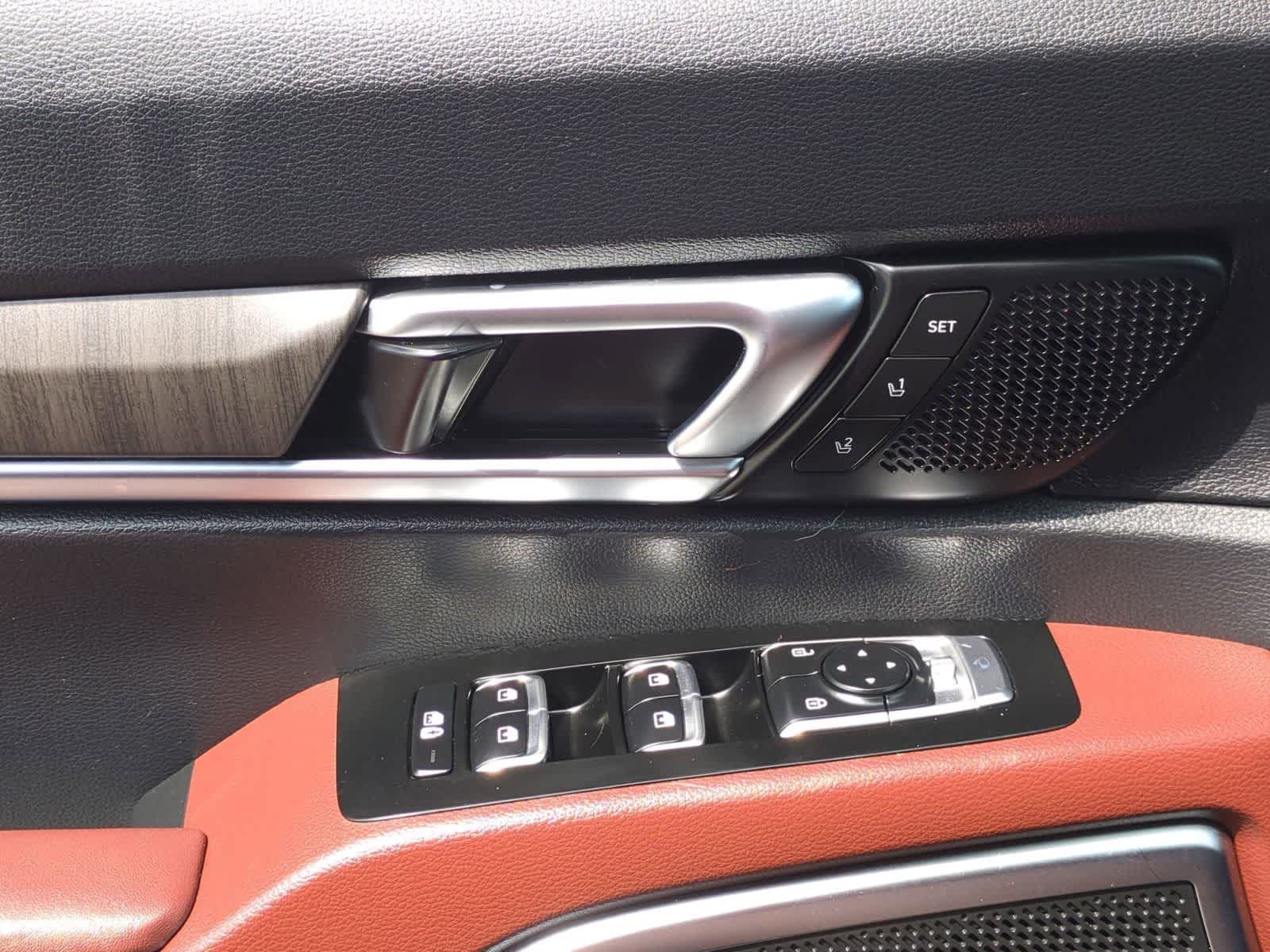 Thumbnail: 2023 Kia Telluride - 24