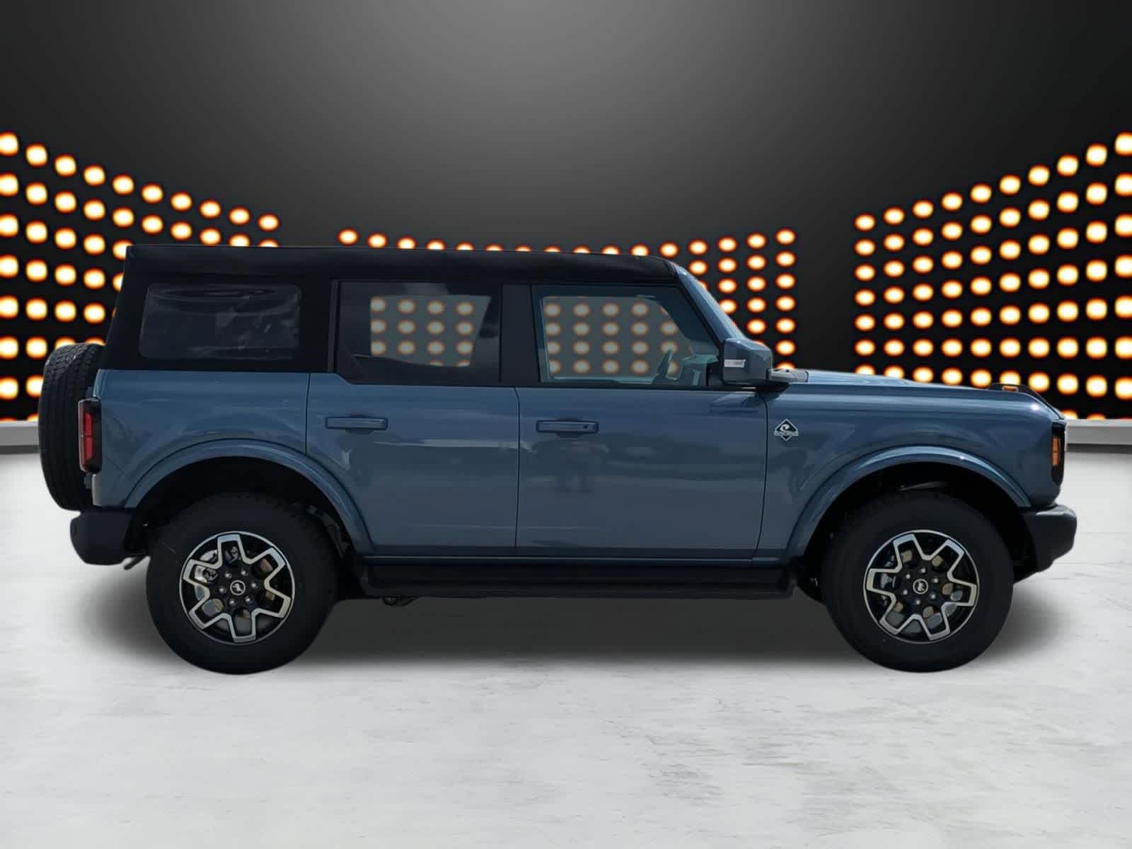 Thumbnail: 2025 Ford Bronco - 9