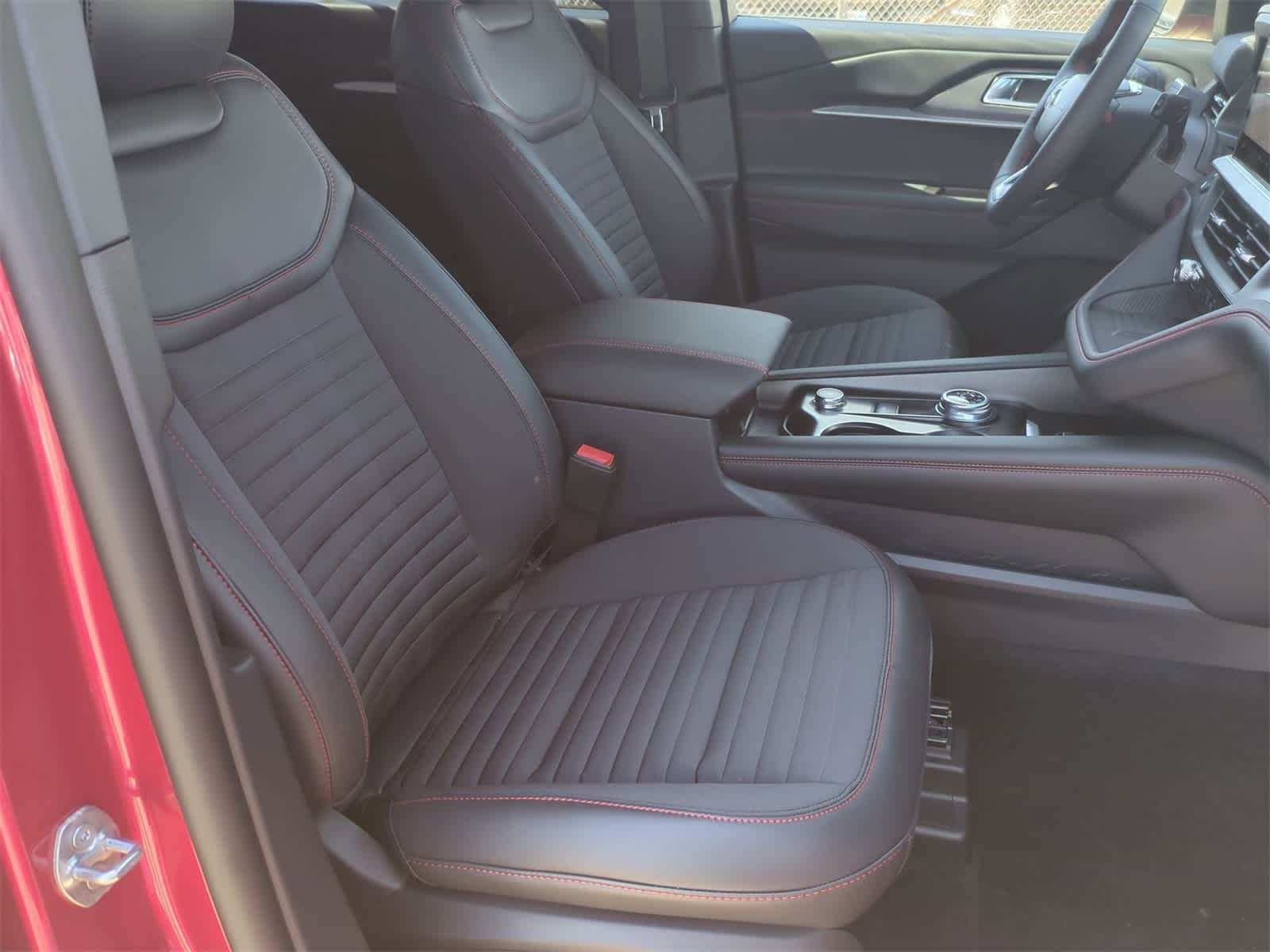 Thumbnail: 2025 Ford Explorer - 27