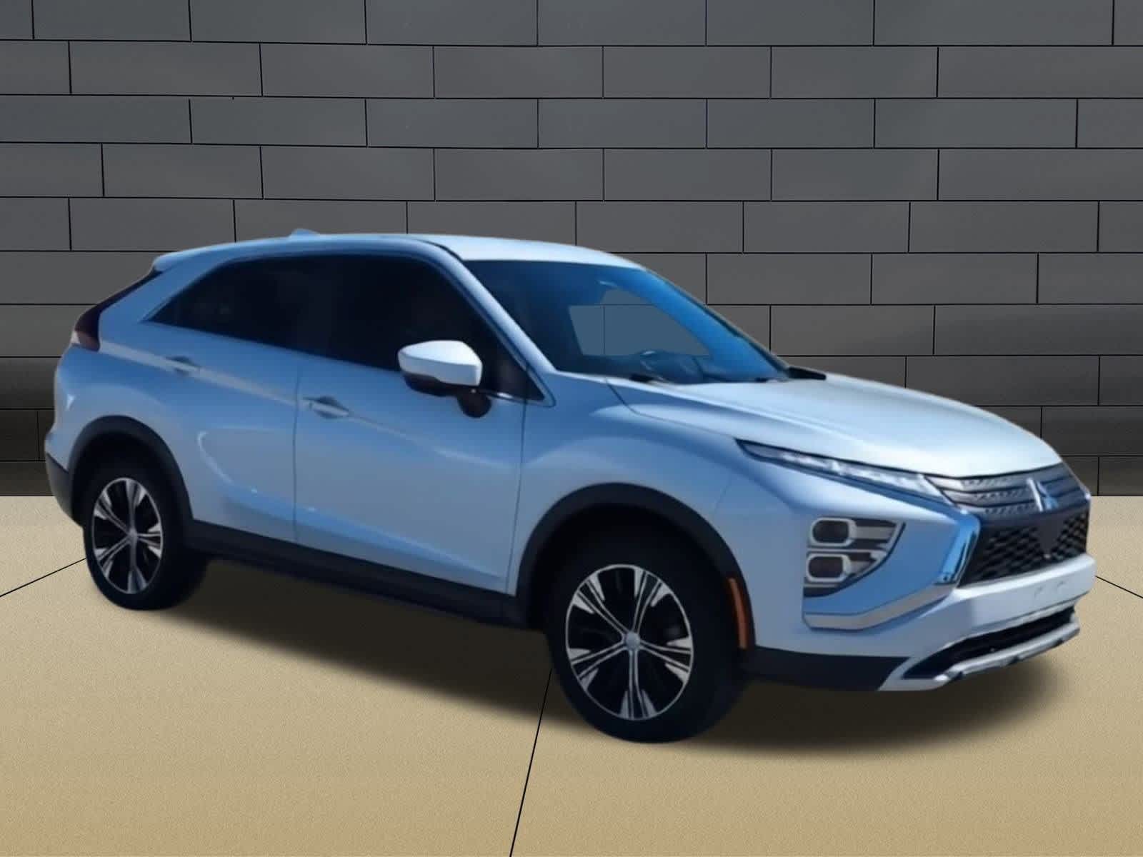 Thumbnail: 2022 Mitsubishi Eclipse Cross - 2