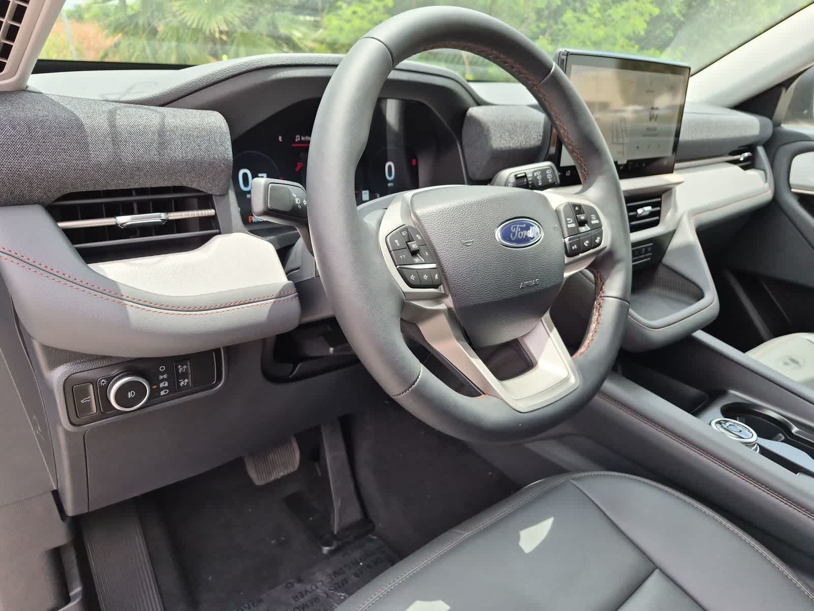 Thumbnail: 2026 Ford Explorer - 10