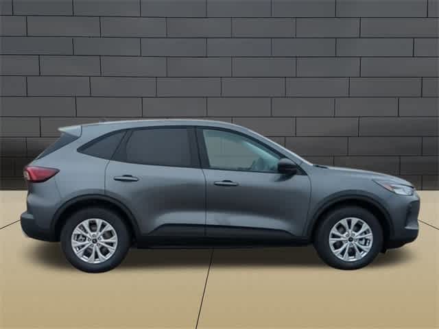 Thumbnail: 2025 Ford Escape - 9