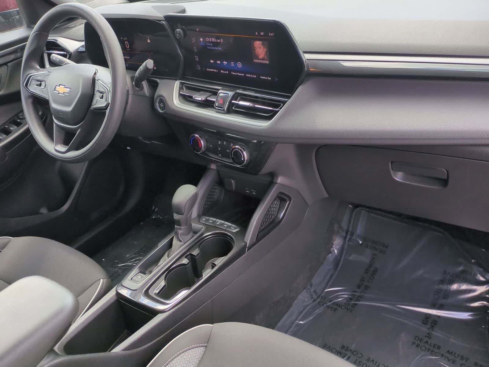 Thumbnail: 2025 Chevrolet TrailBlazer - 27