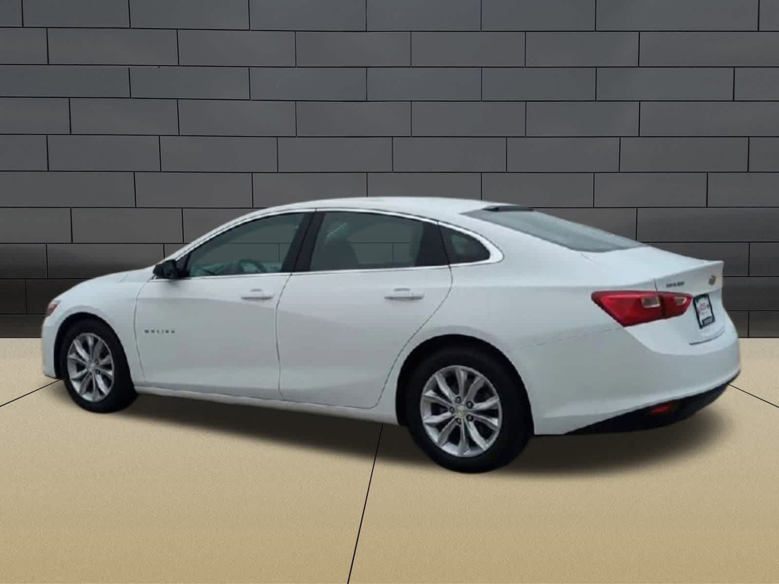 Thumbnail: 2023 Chevrolet Malibu - 6