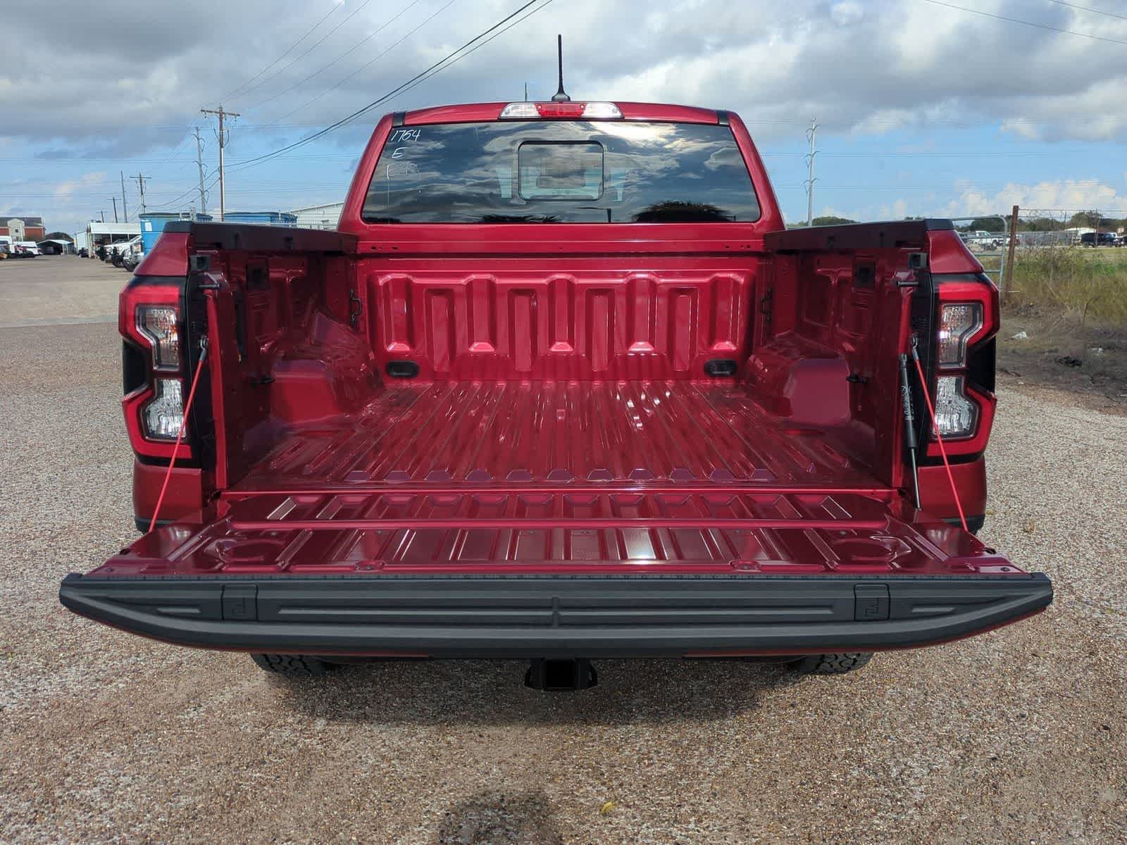 Thumbnail: 2025 Ford Ranger - 25