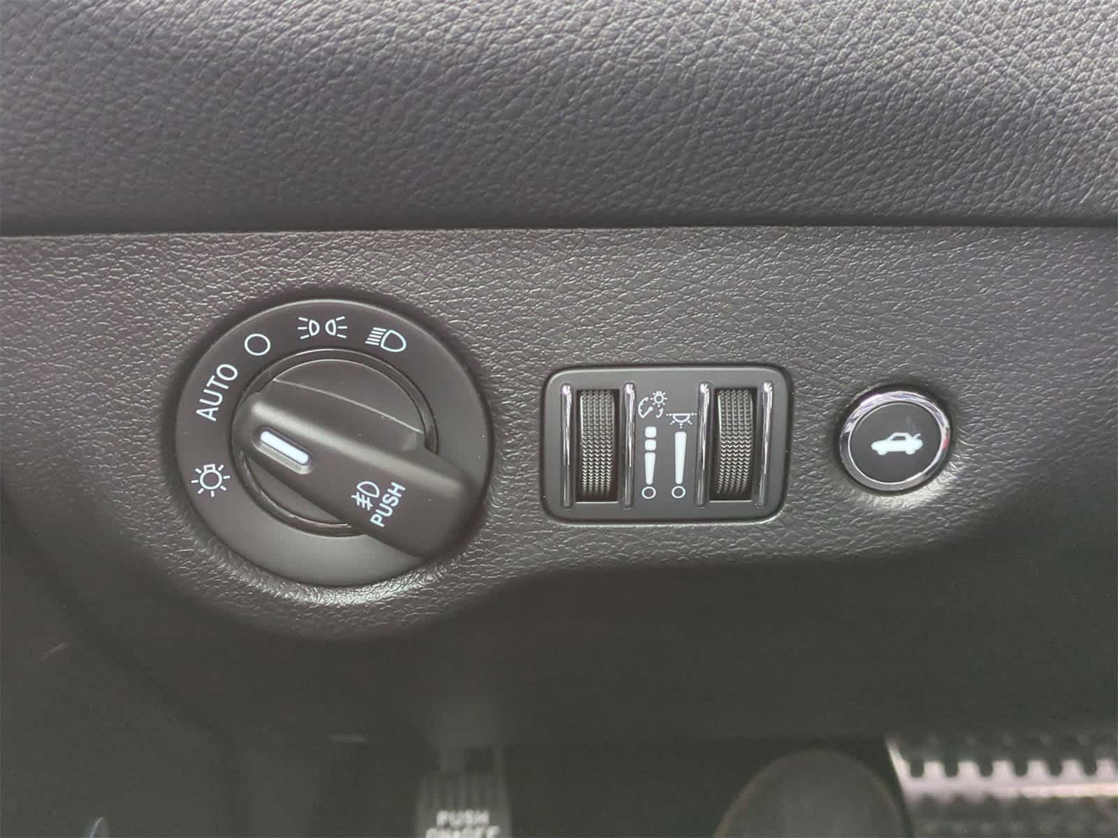 Thumbnail: 2023 Dodge Challenger - 17