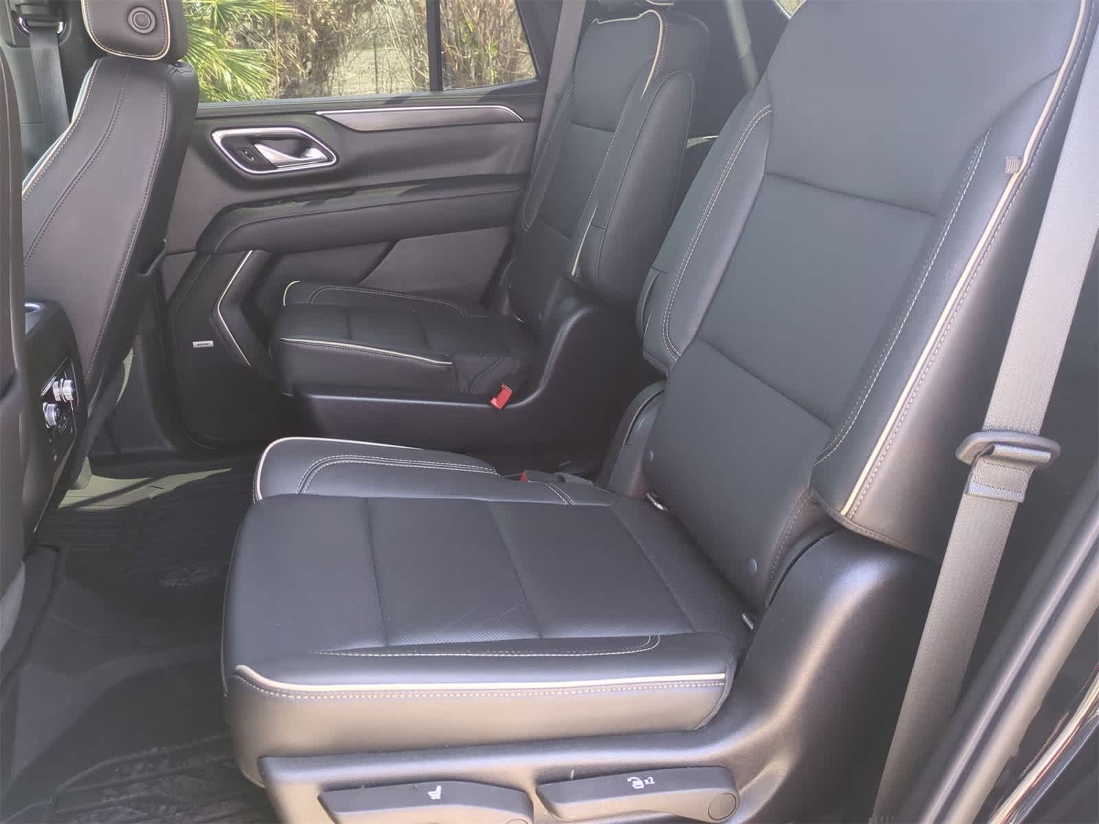 Thumbnail: 2021 GMC Yukon - 24