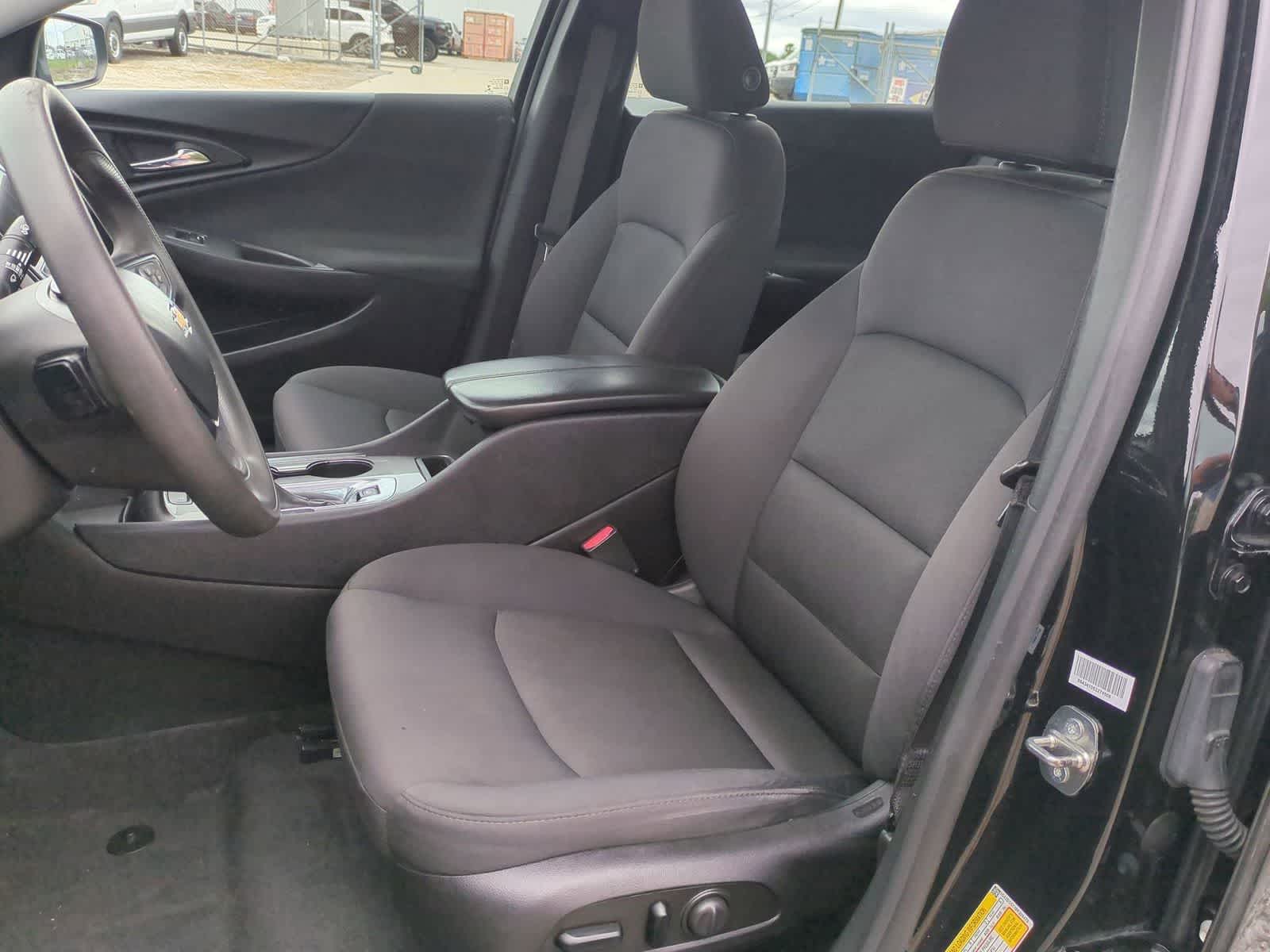 Thumbnail: 2023 Chevrolet Malibu - 18