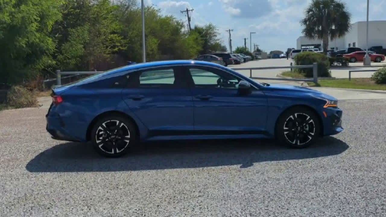 Thumbnail: 2023 Kia K5 - 9