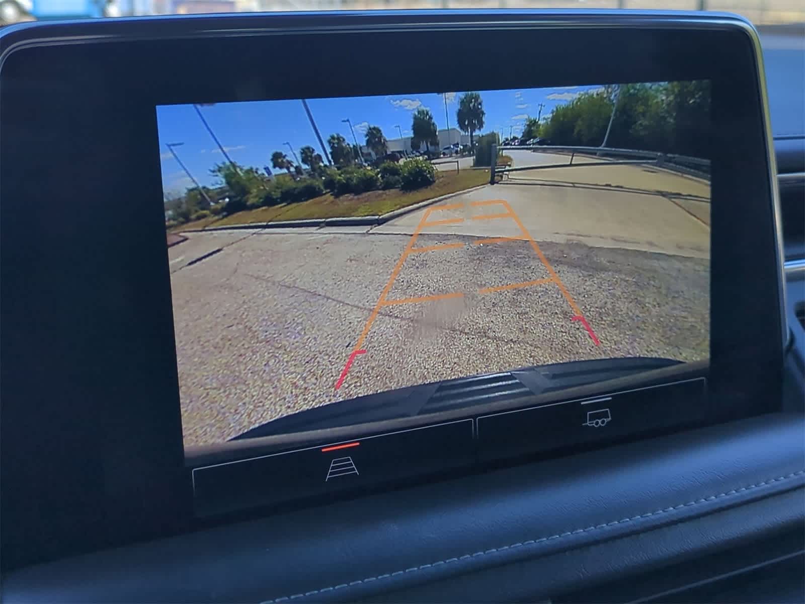 Thumbnail: 2023 GMC Yukon - 14