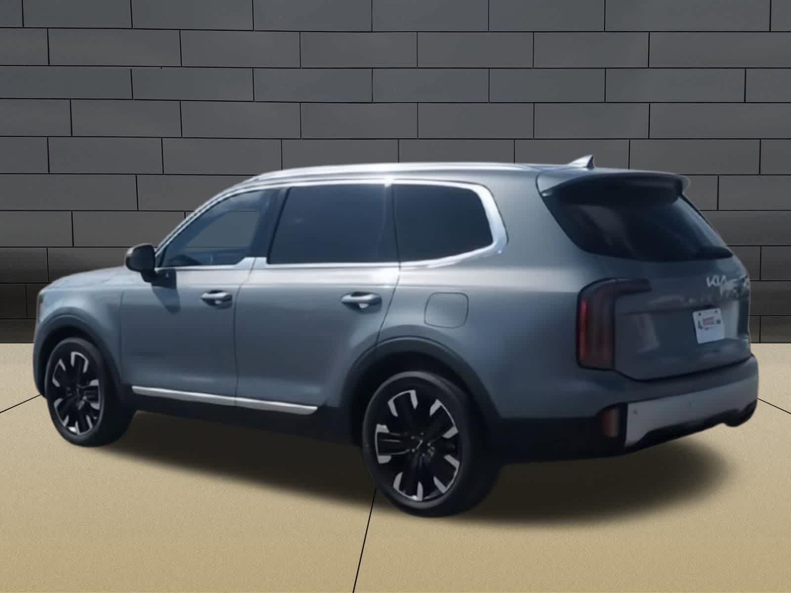 Thumbnail: 2023 Kia Telluride - 6