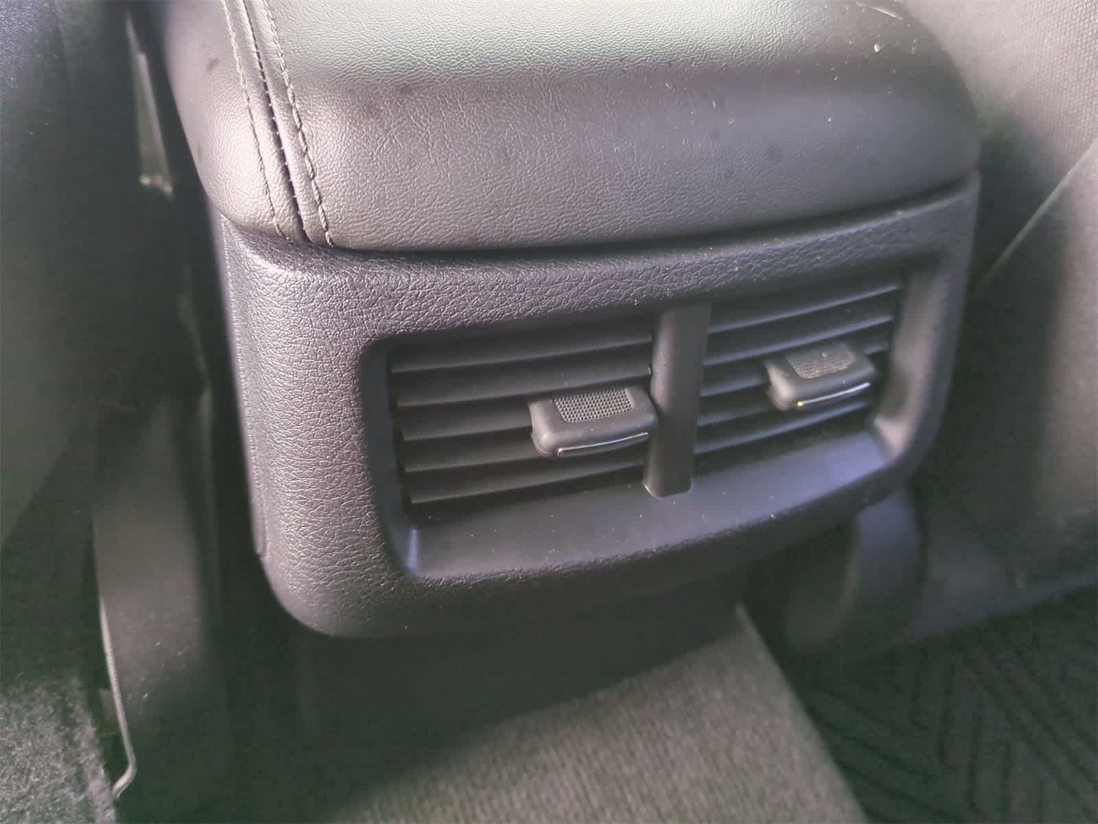 Thumbnail: 2016 Dodge Challenger - 19