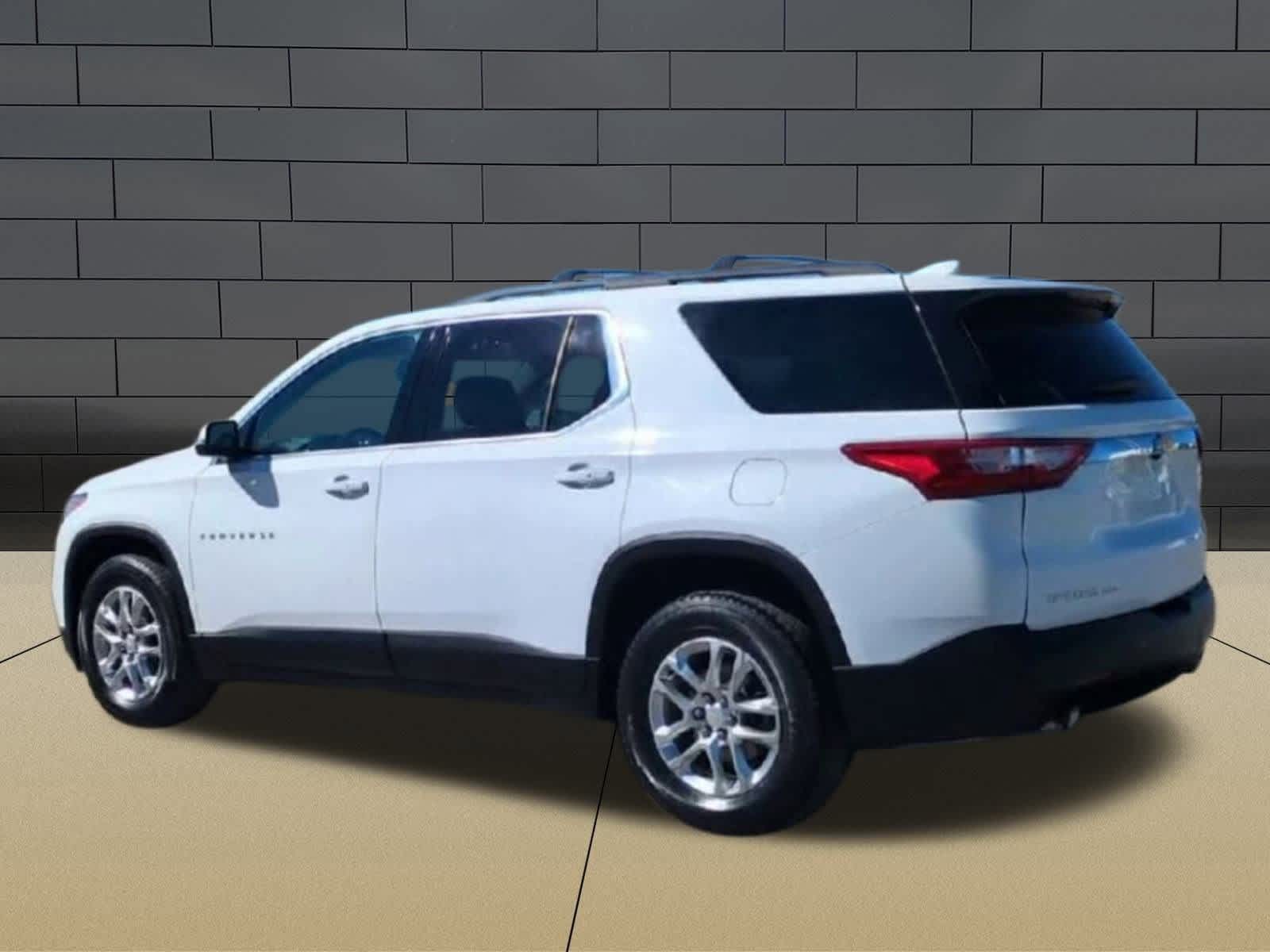 Thumbnail: 2020 Chevrolet Traverse - 6