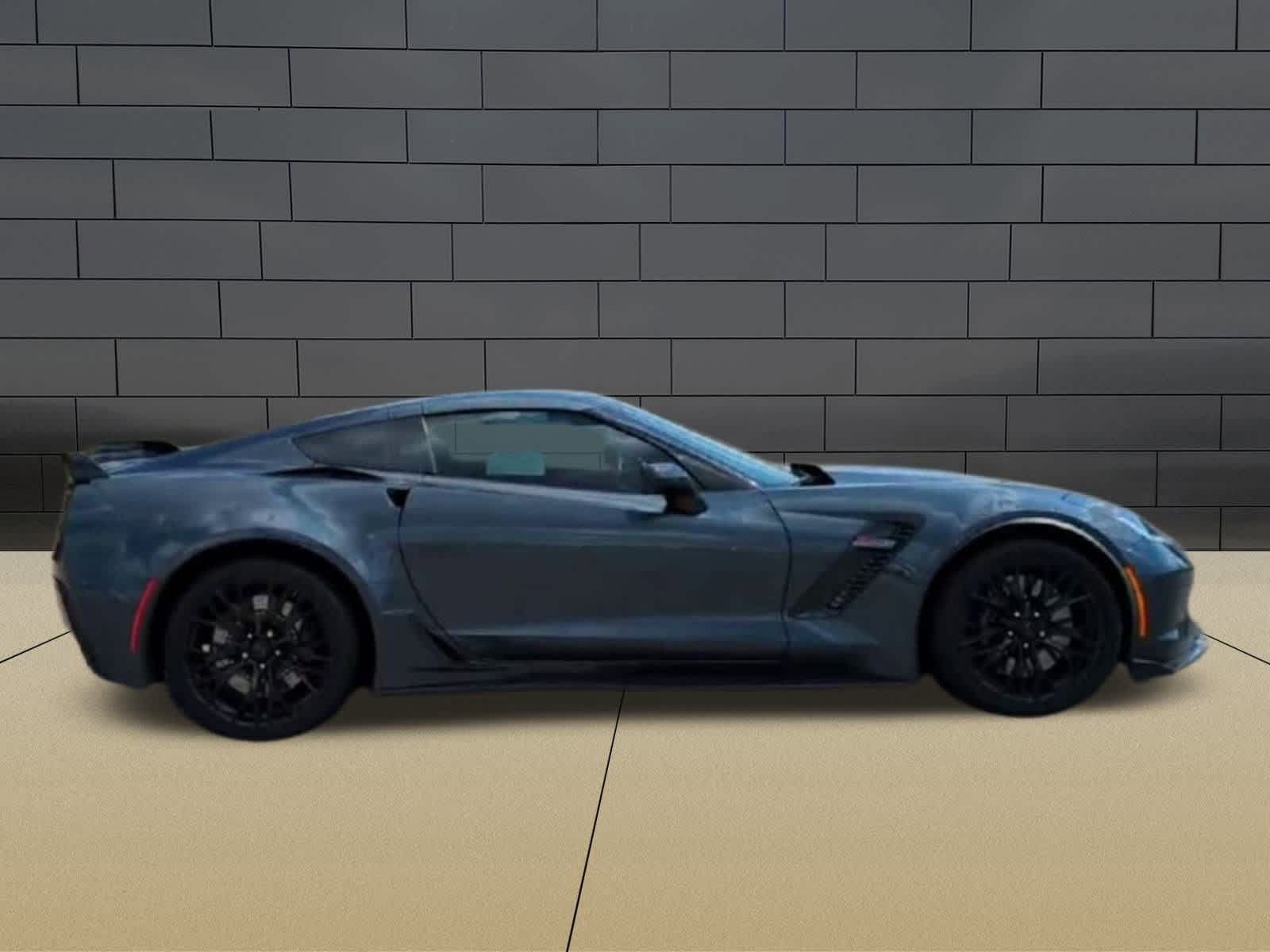 Thumbnail: 2019 Chevrolet Corvette - 9