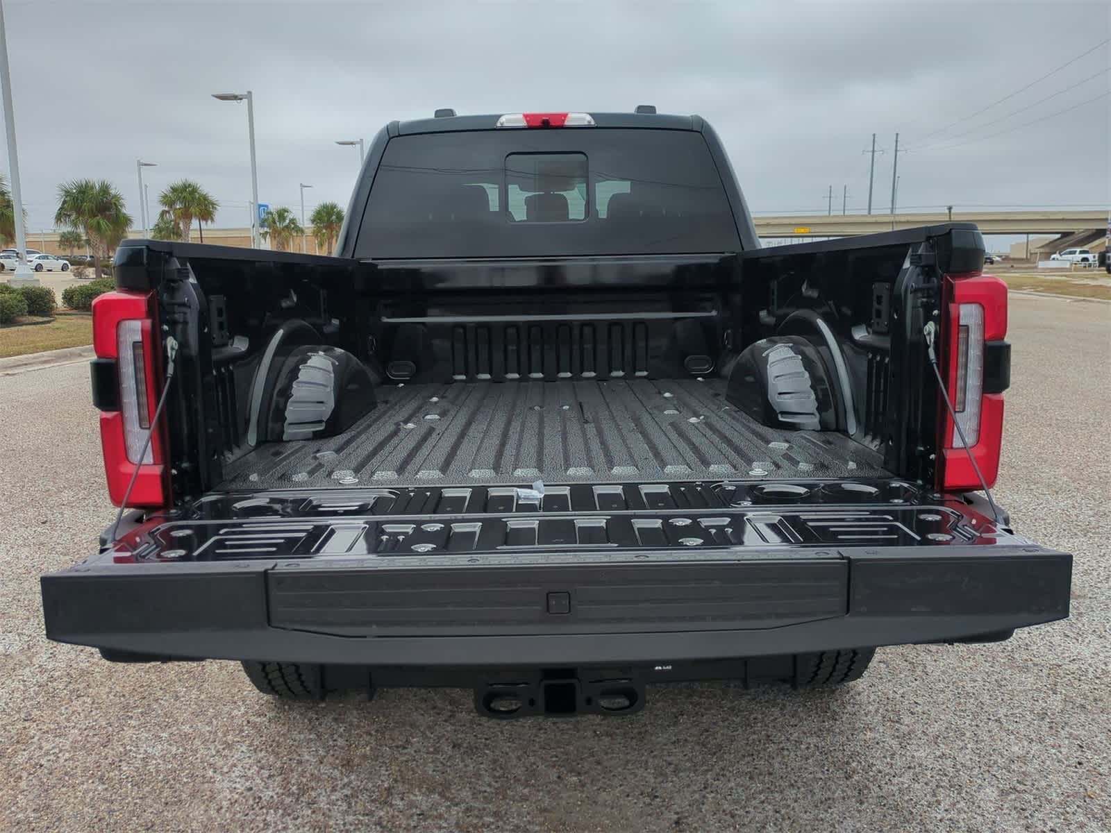 2025 Ford F-250 Platinum 26