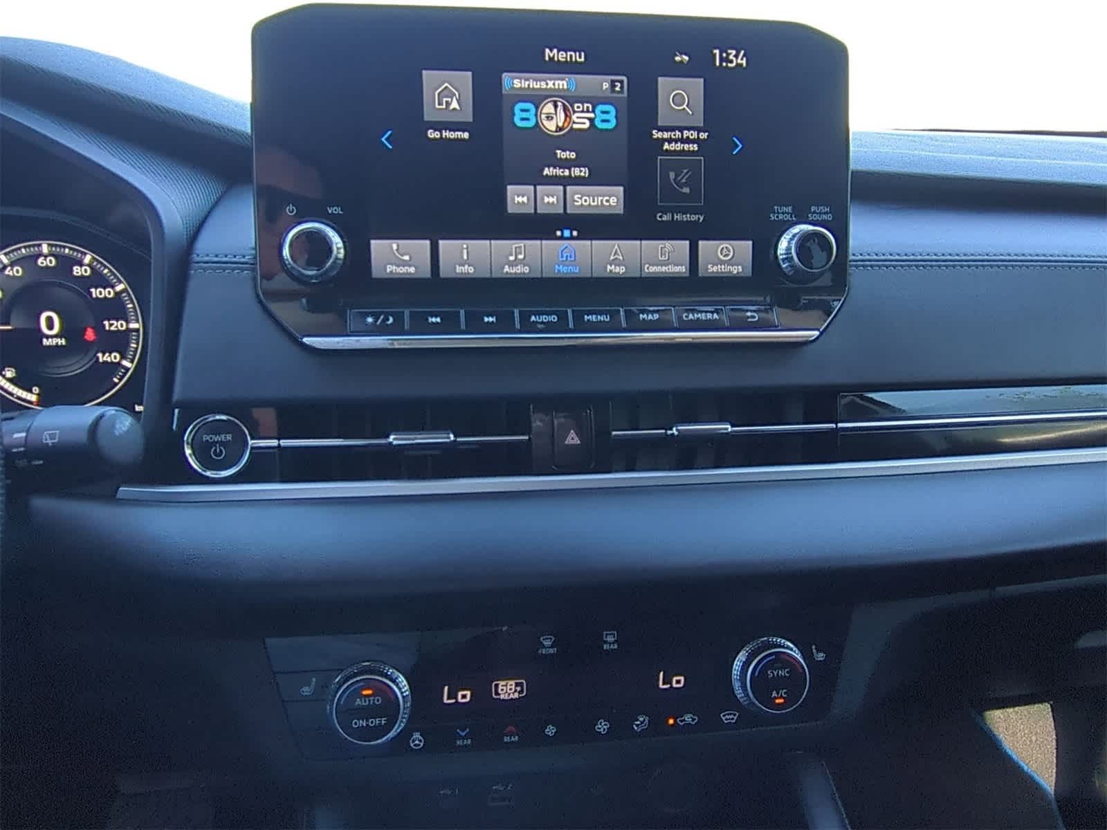 Thumbnail: 2023 Mitsubishi Outlander - 13