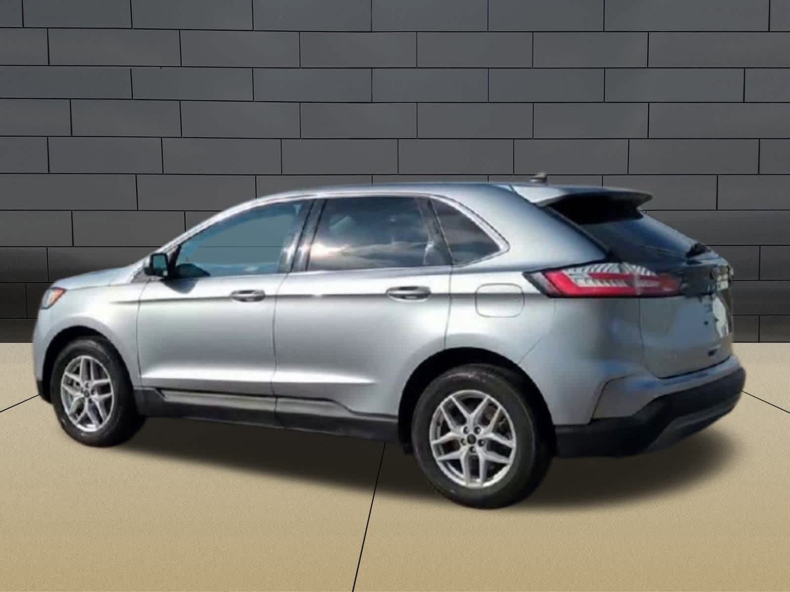 Thumbnail: 2023 Ford Edge - 6