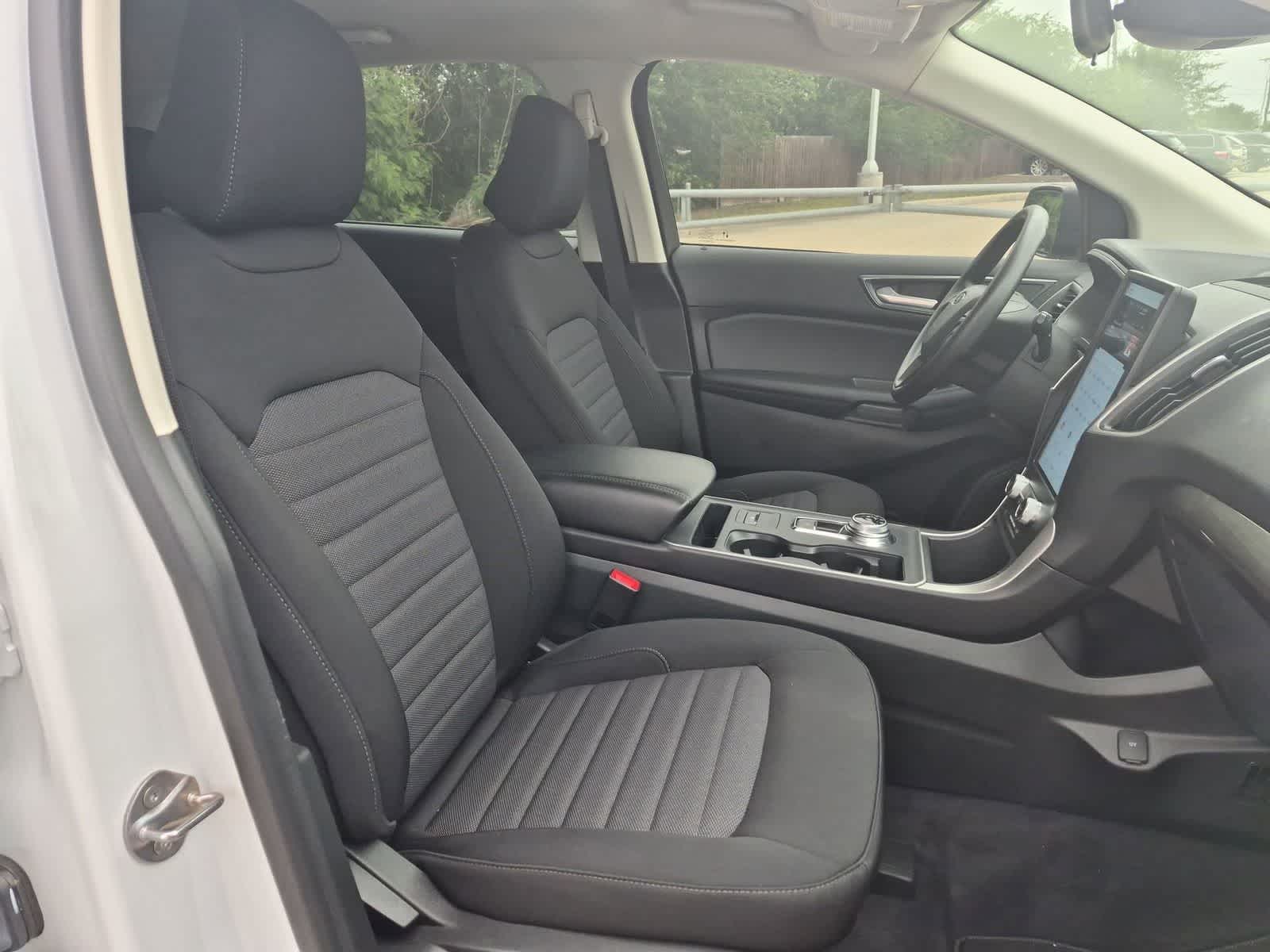 Thumbnail: 2024 Ford Edge - 25