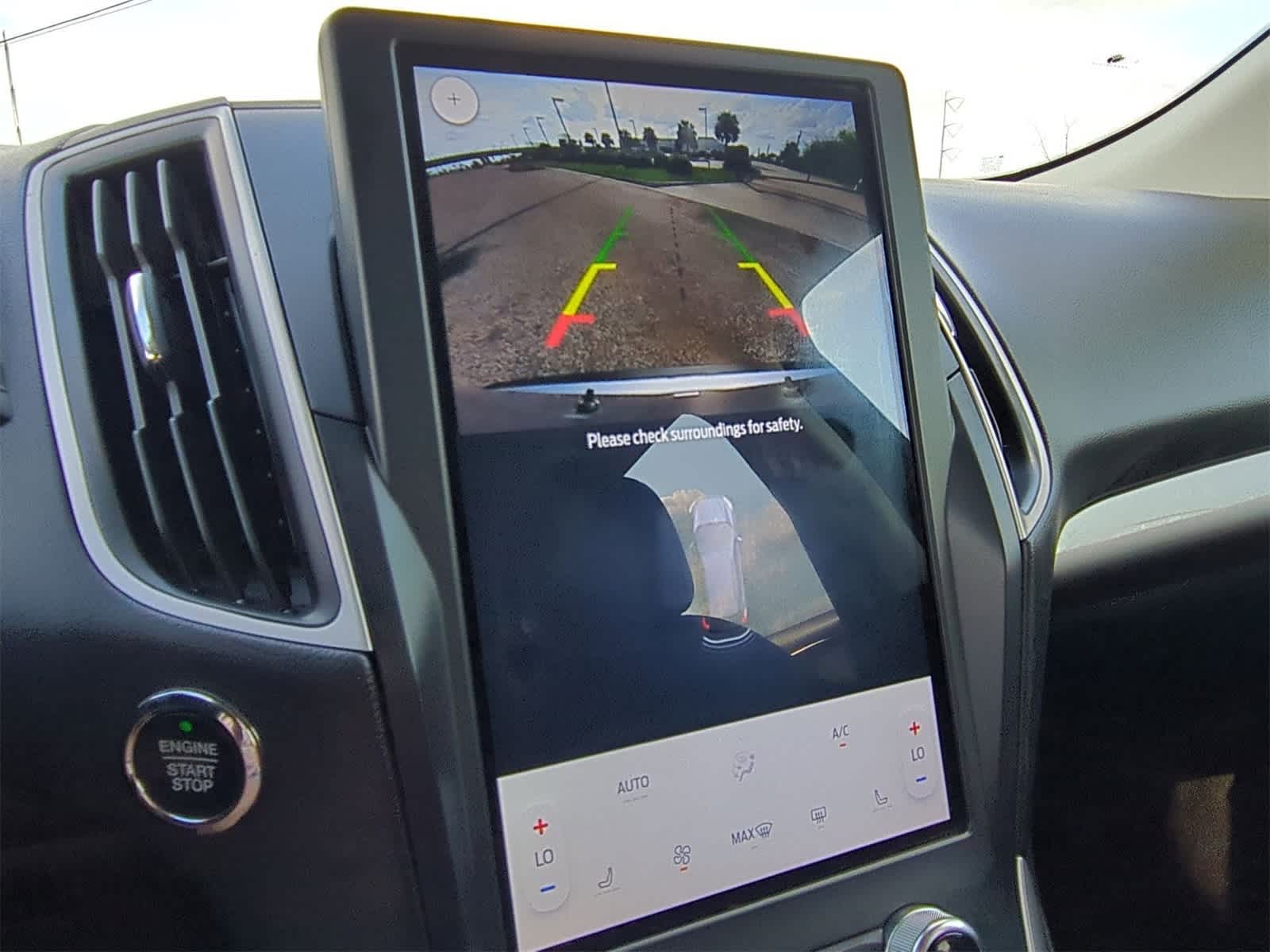 Thumbnail: 2023 Ford Edge - 14