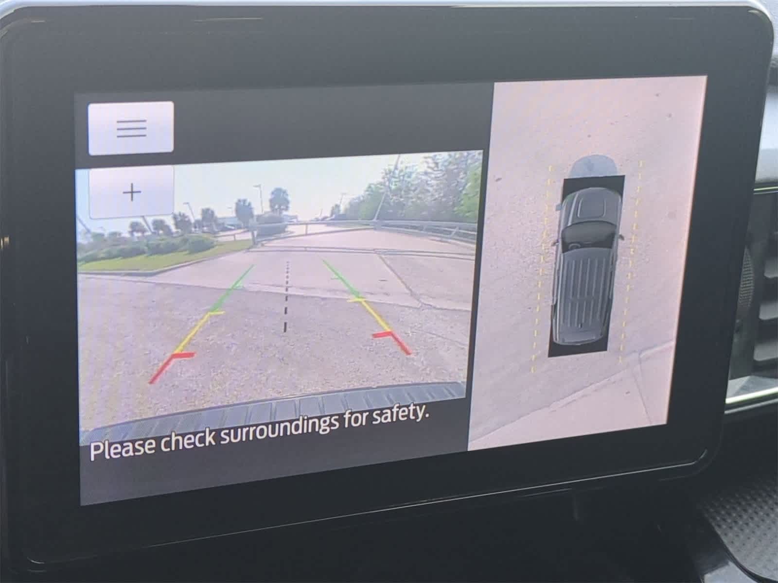 Thumbnail: 2022 Ford Explorer - 15