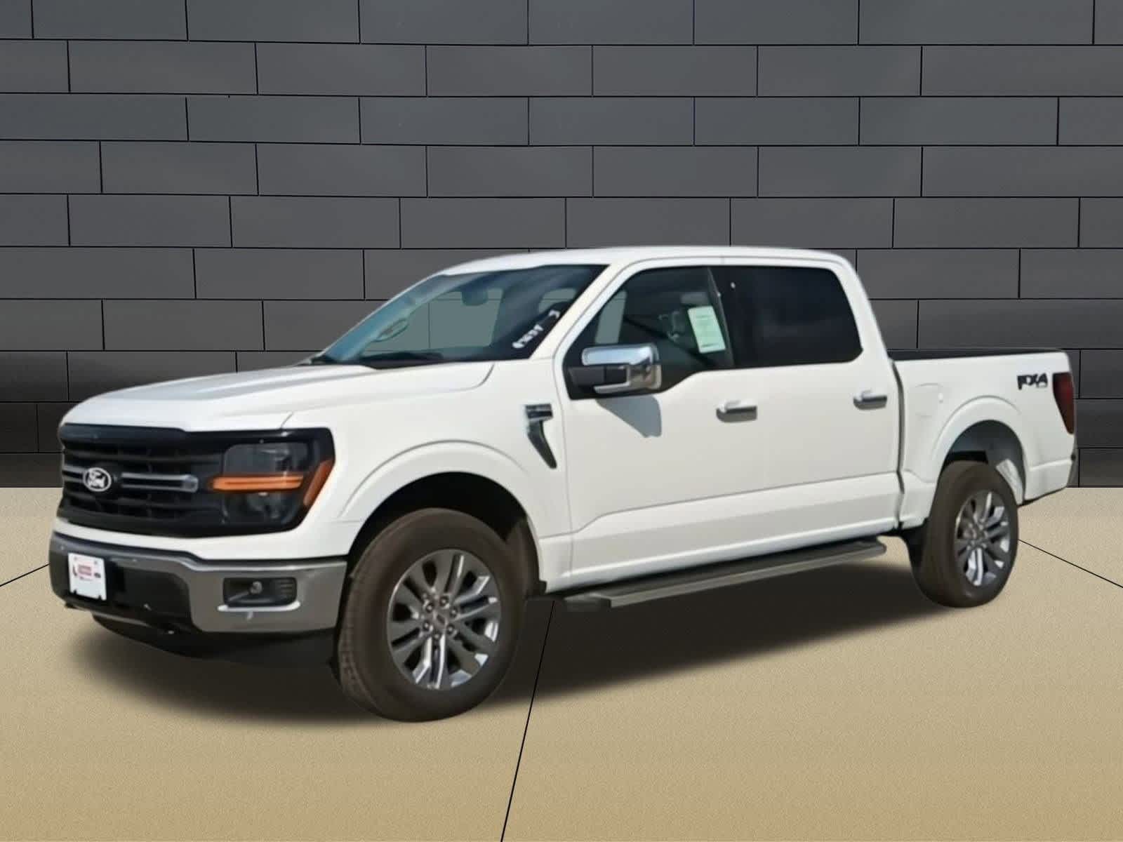 2025 Ford F-150 XLT photo 4