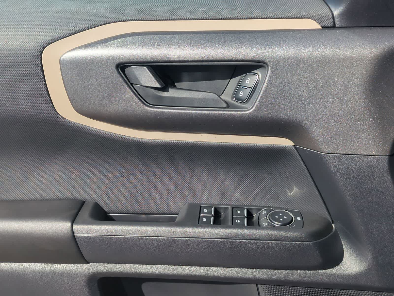 Thumbnail: 2025 Ford Bronco Sport - 22