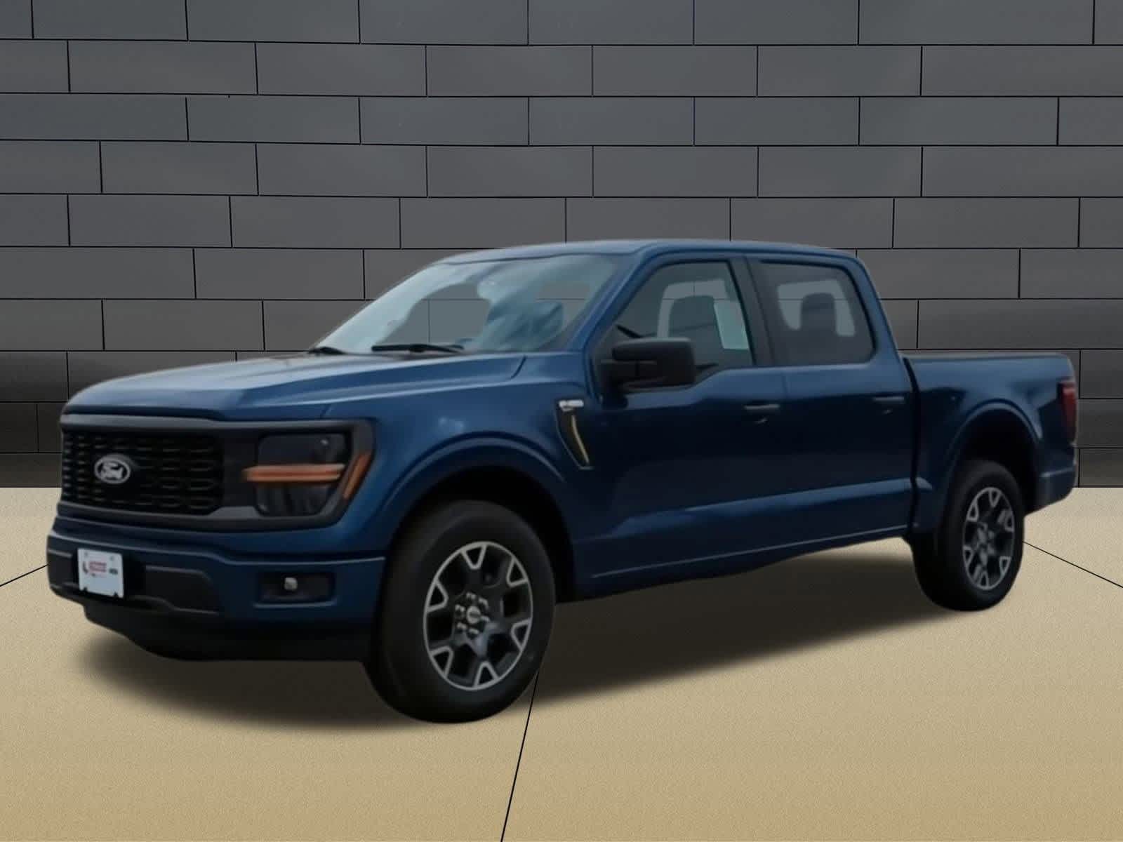 2025 Ford F-150 STX photo 4