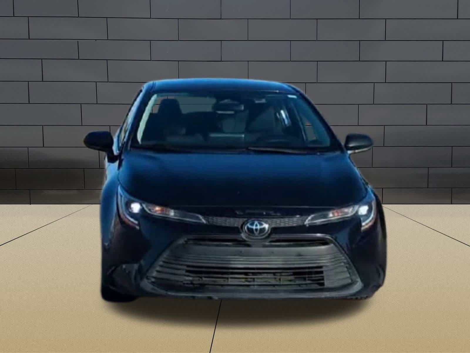 Thumbnail: 2023 Toyota Corolla - 3