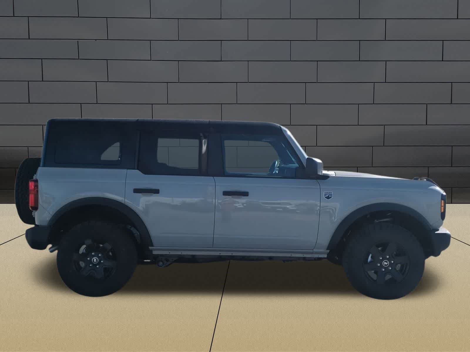 Thumbnail: 2025 Ford Bronco - 9