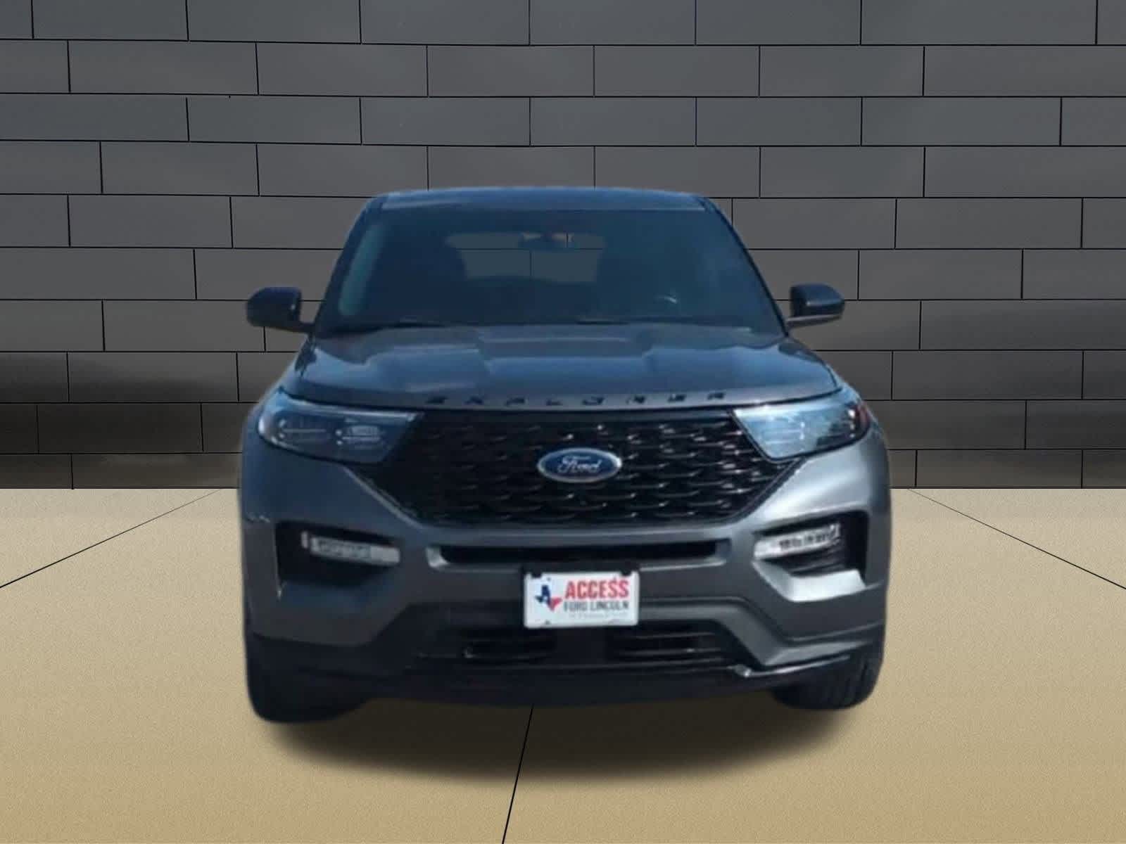 Thumbnail: 2022 Ford Explorer - 3