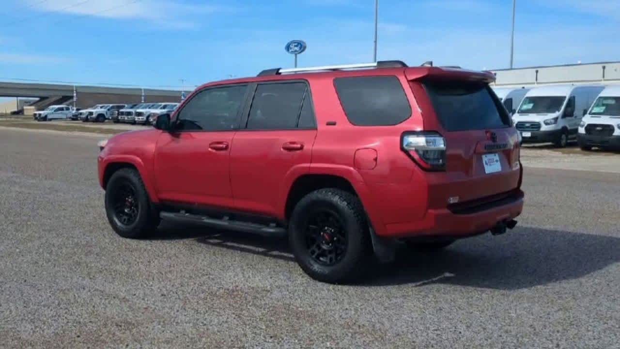 Thumbnail: 2022 Toyota 4Runner - 6