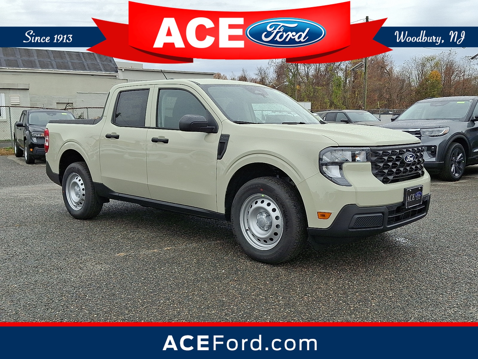 2025 Ford Maverick XL's photo