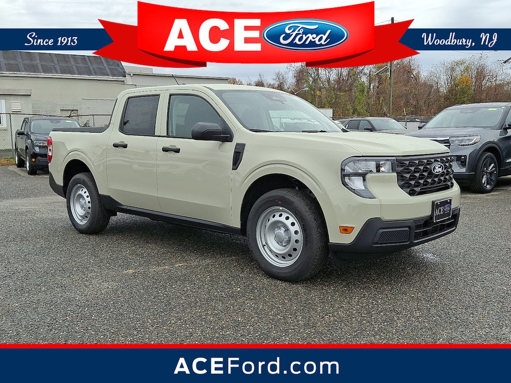 New 2025 Ford Maverick XL Truck SuperCrew
