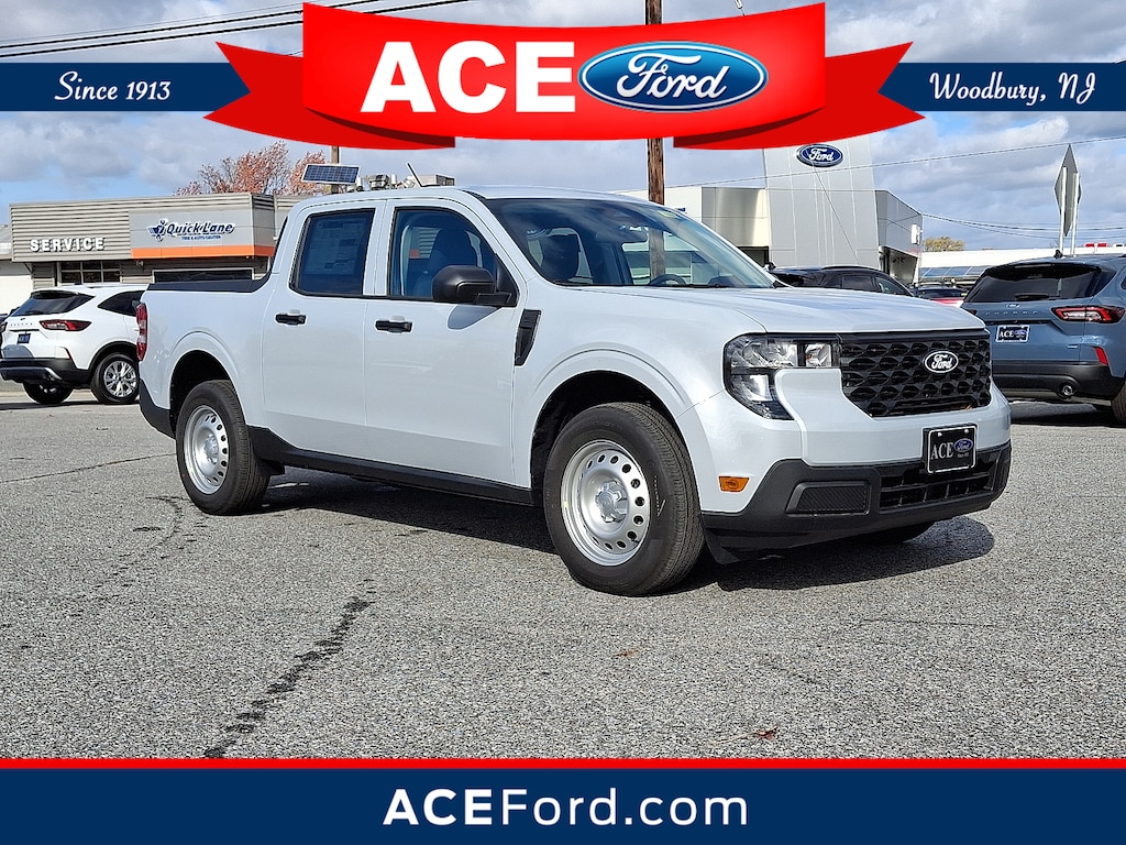 New 2025 Ford Maverick XL Truck SuperCrew