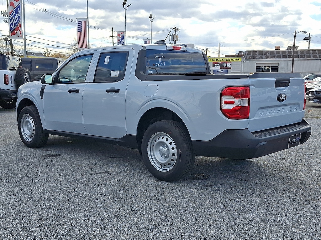 New 2025 Ford Maverick XL Truck SuperCrew