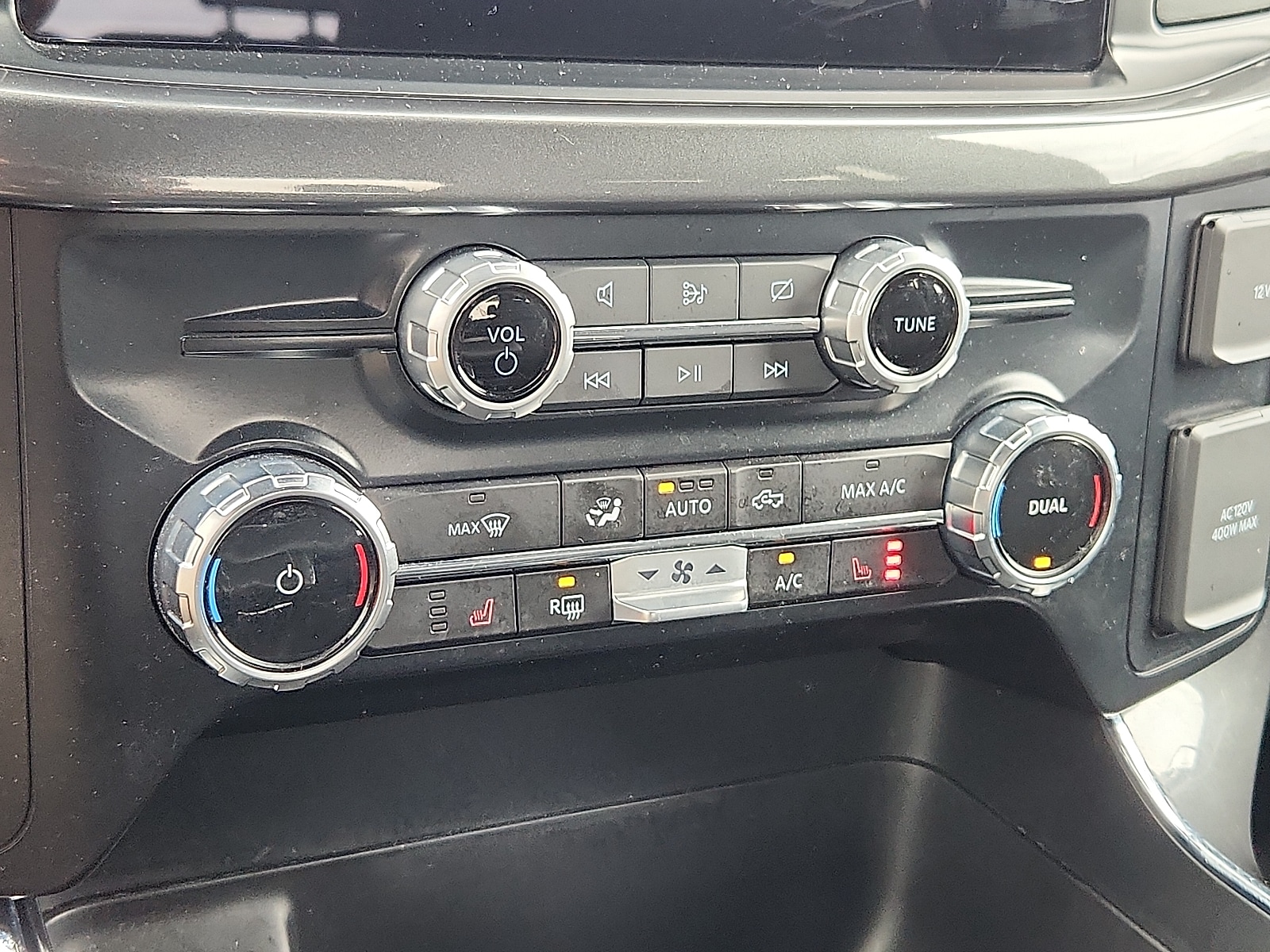 2023 Ford F-150 XLT - Photo 16