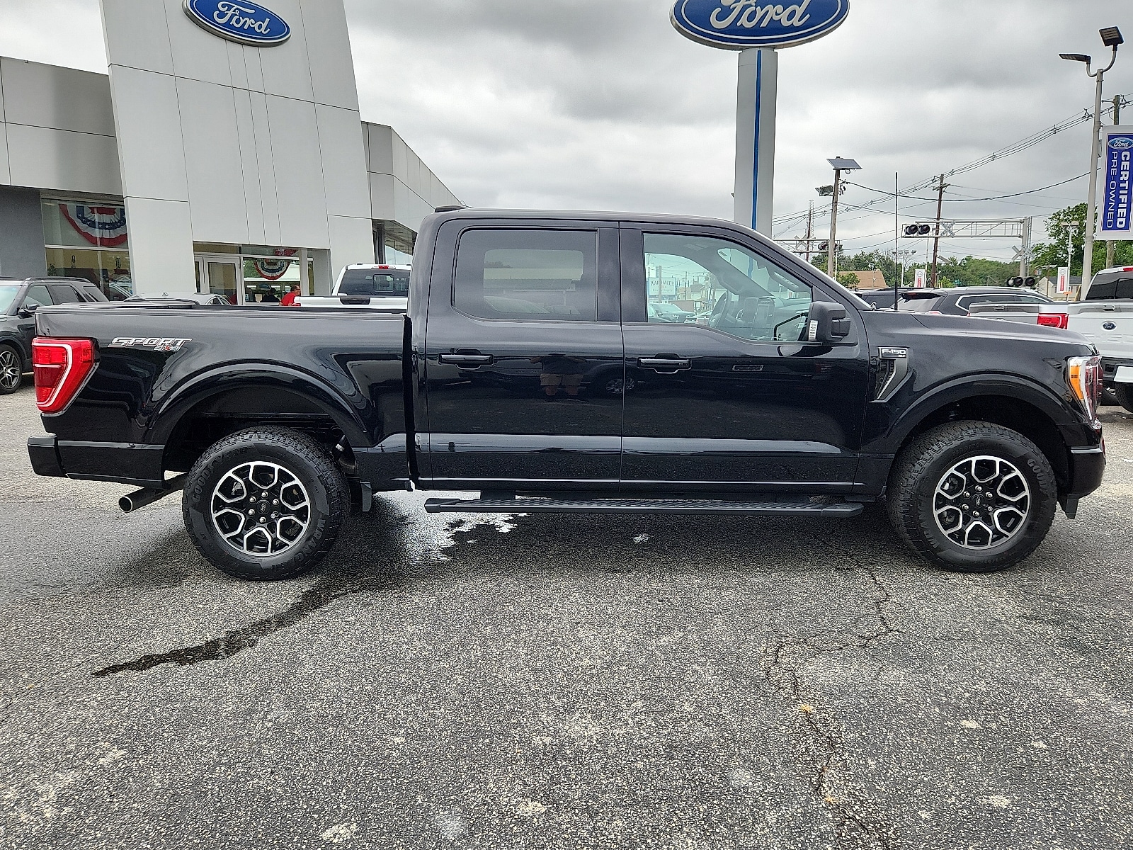 2023 Ford F-150 XLT - Photo 7