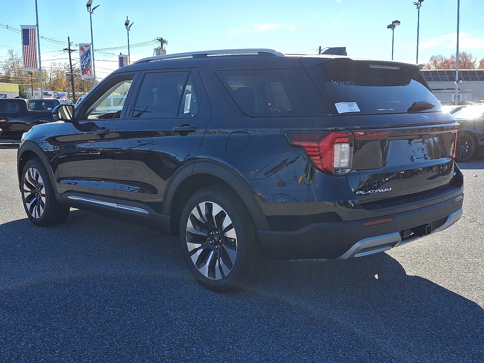 2026 Ford Explorer Platinum photo 3