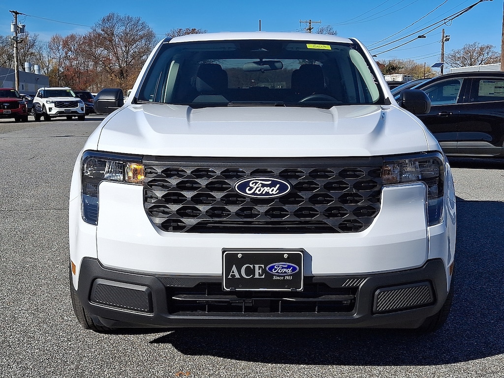 New 2025 Ford Maverick XL Truck SuperCrew