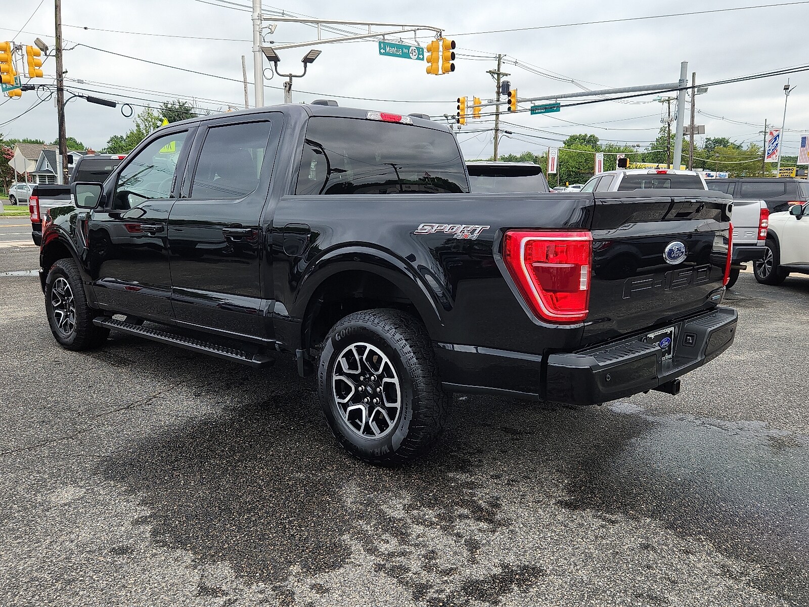 2023 Ford F-150 photo 3